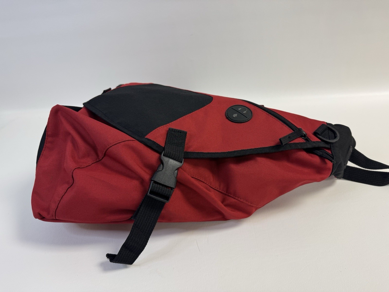 Vtg GAP 2005 Sling Bag Y2K Single Strap Crossbody Shoulder Backpack Gorpcore Red