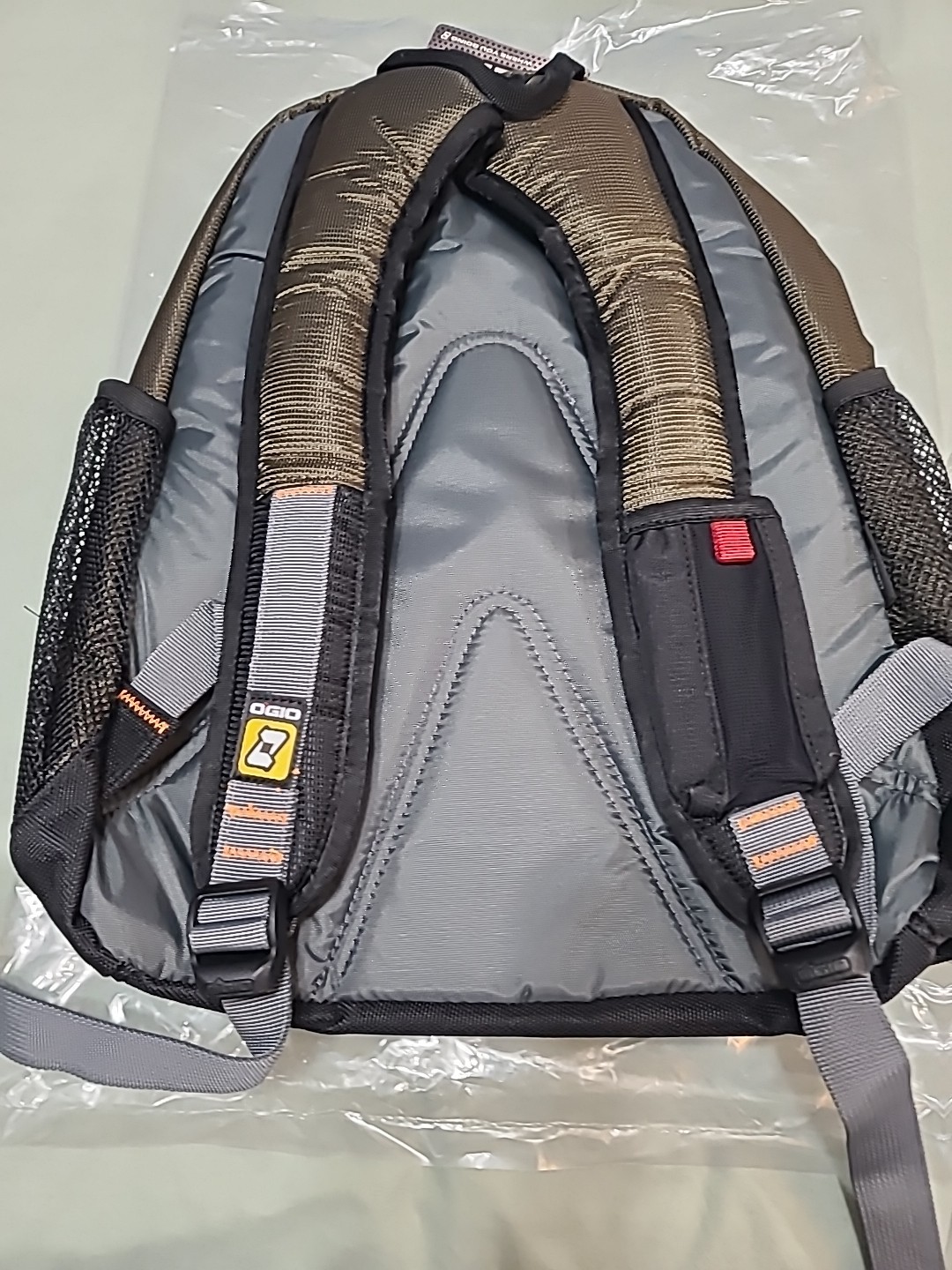 NWT OGIO Cooper Backpack; Has LOGO ON IT; SEE PICTURES/DESCRIPTION