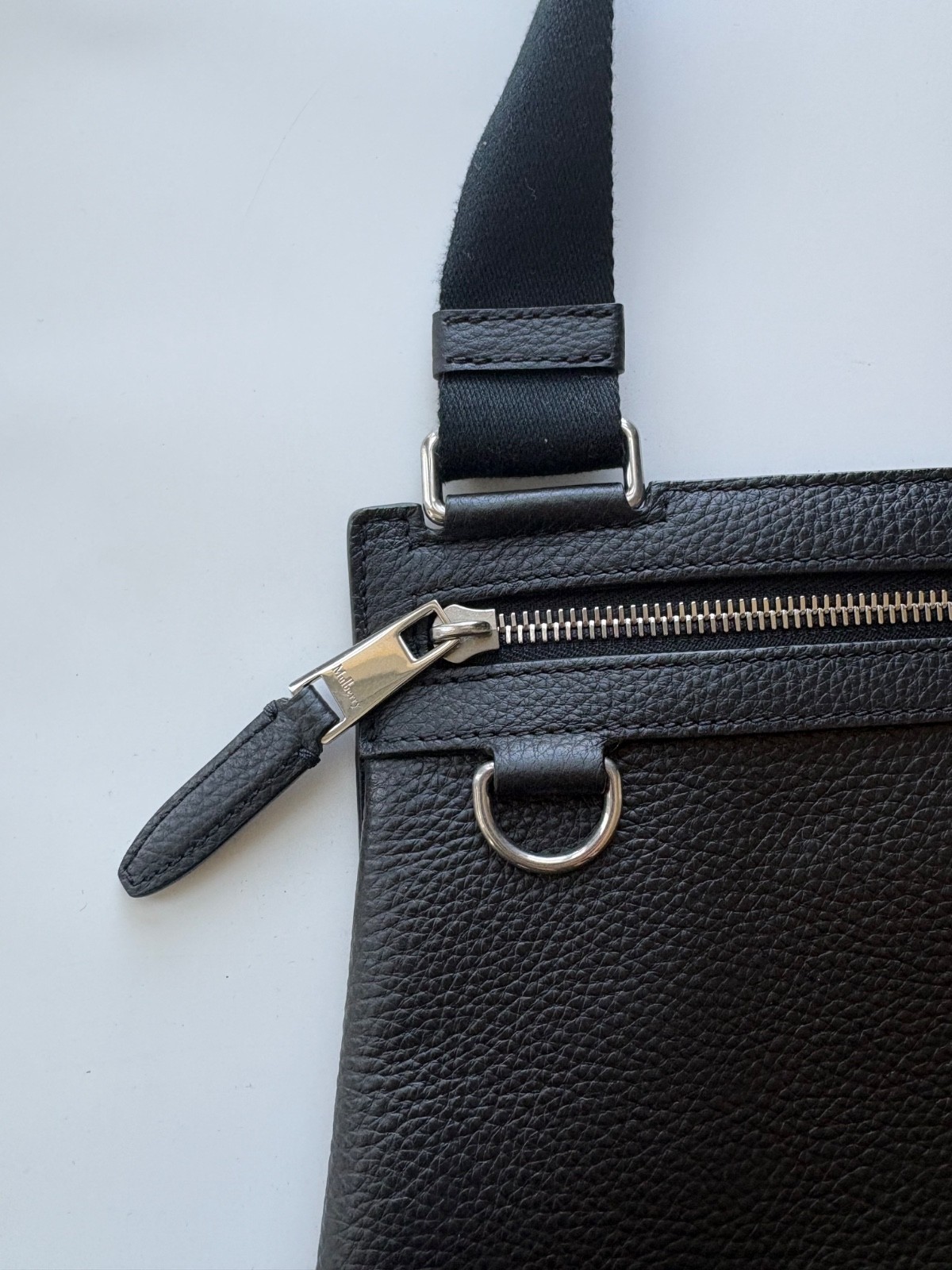 Mulberry Black Pebbled Leather Crossbody Messenger Shoulder Bag w/ Dust bag