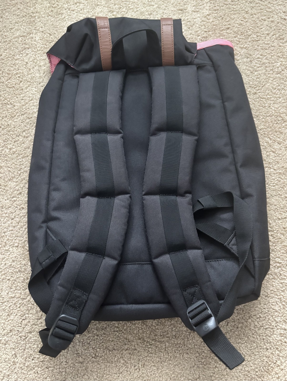 NEW! Herschel Retreat Backpack Black Brown Laptop Sleeve Lightweight Travel