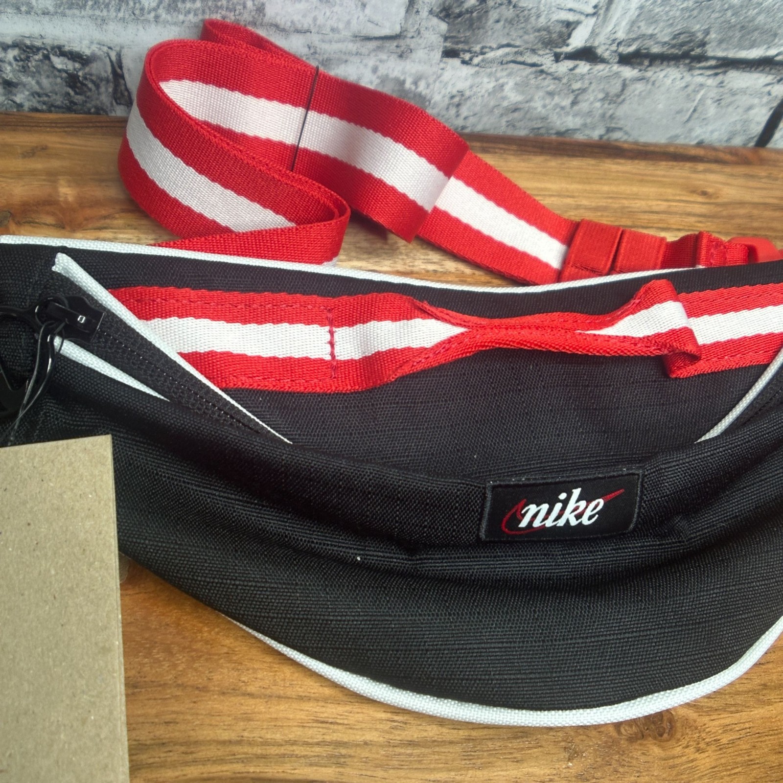 NWT Nike Heritage Retro Hip Pack Small 1L ONE SIZE (Black University Red White)