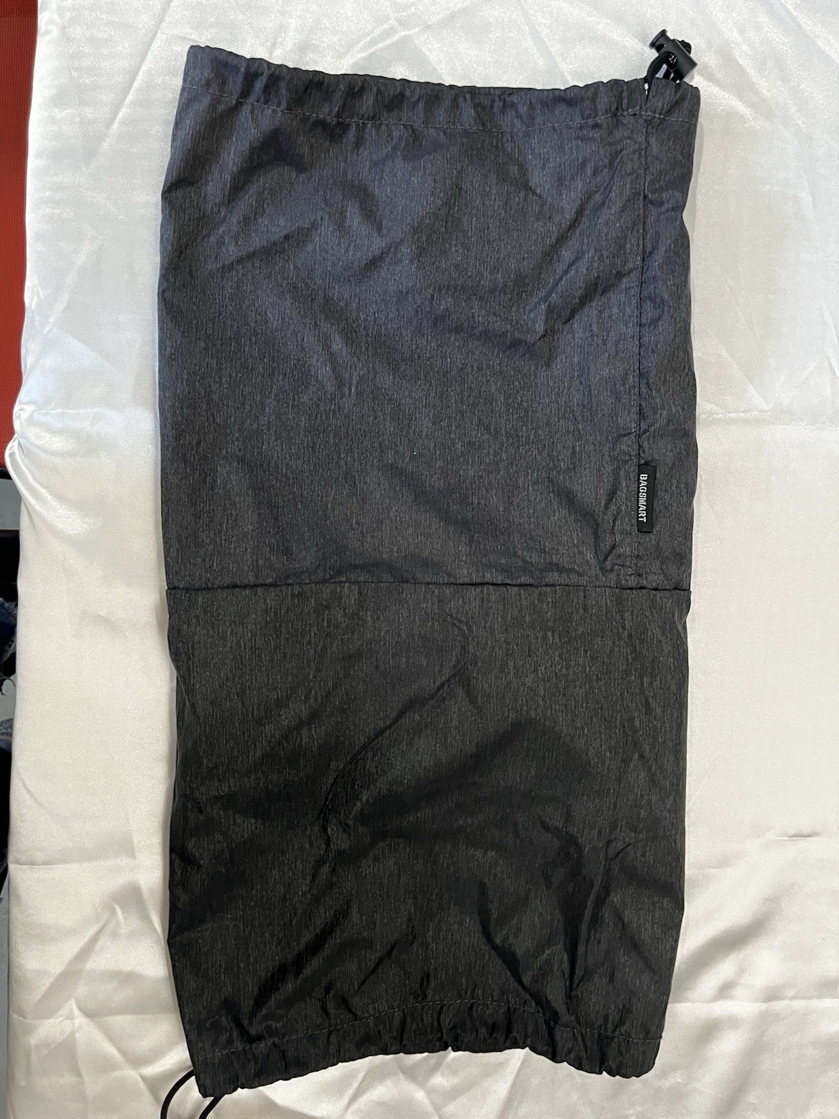 BAGSMART Lightweight Black Drawstring Travel Bag Unisex Adults Solid WET/DRY bag