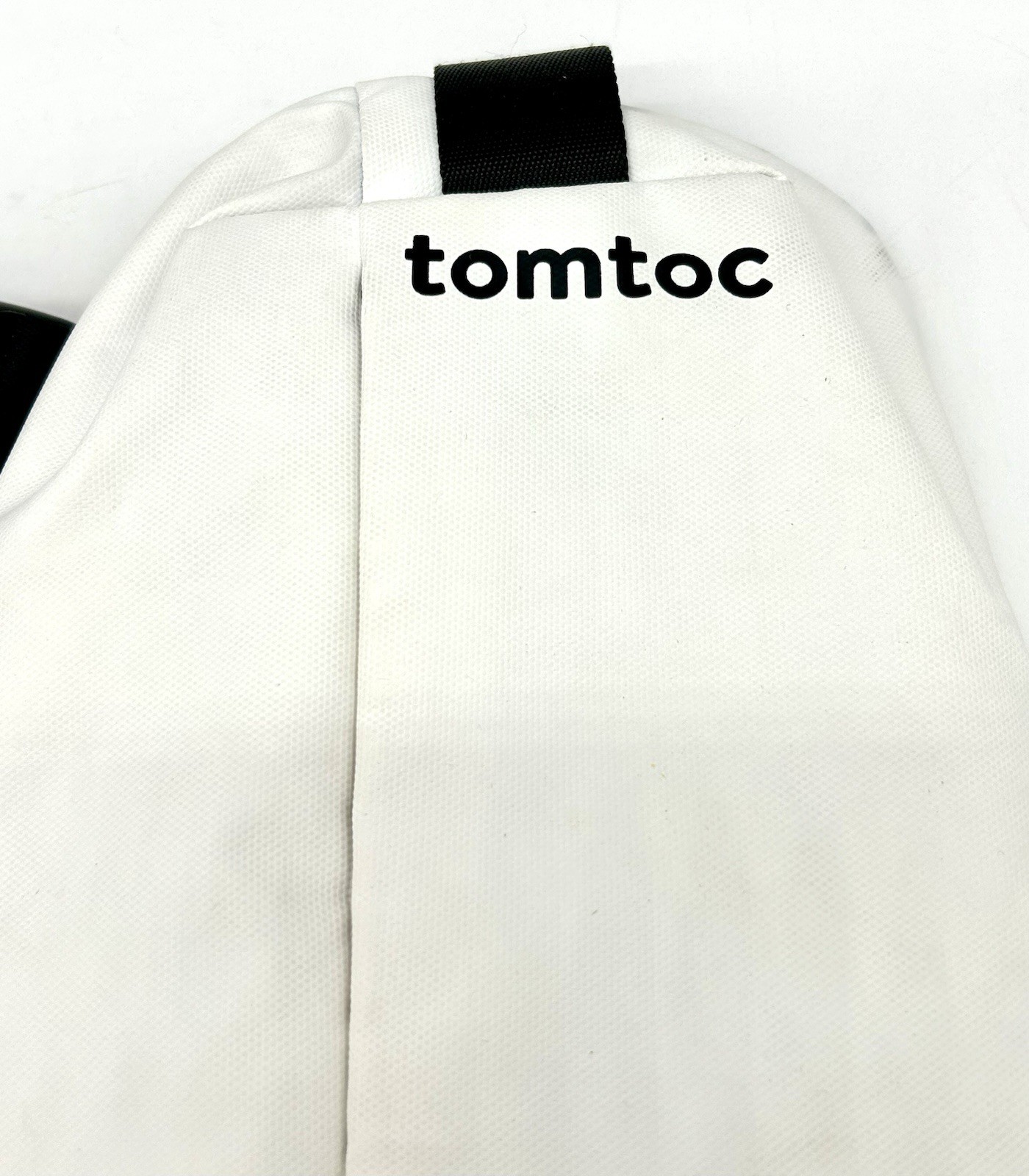 TomToc T-21 Compact Cross Body Shoulder Sling Bag Medium GUC White On White