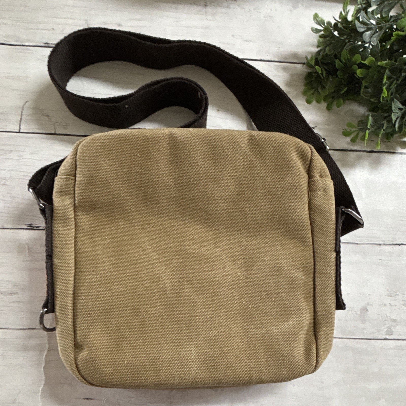 YINGXIONG Beige/Brown Solid Crossbody Bag Zip Snap Closure Adjustable Strap