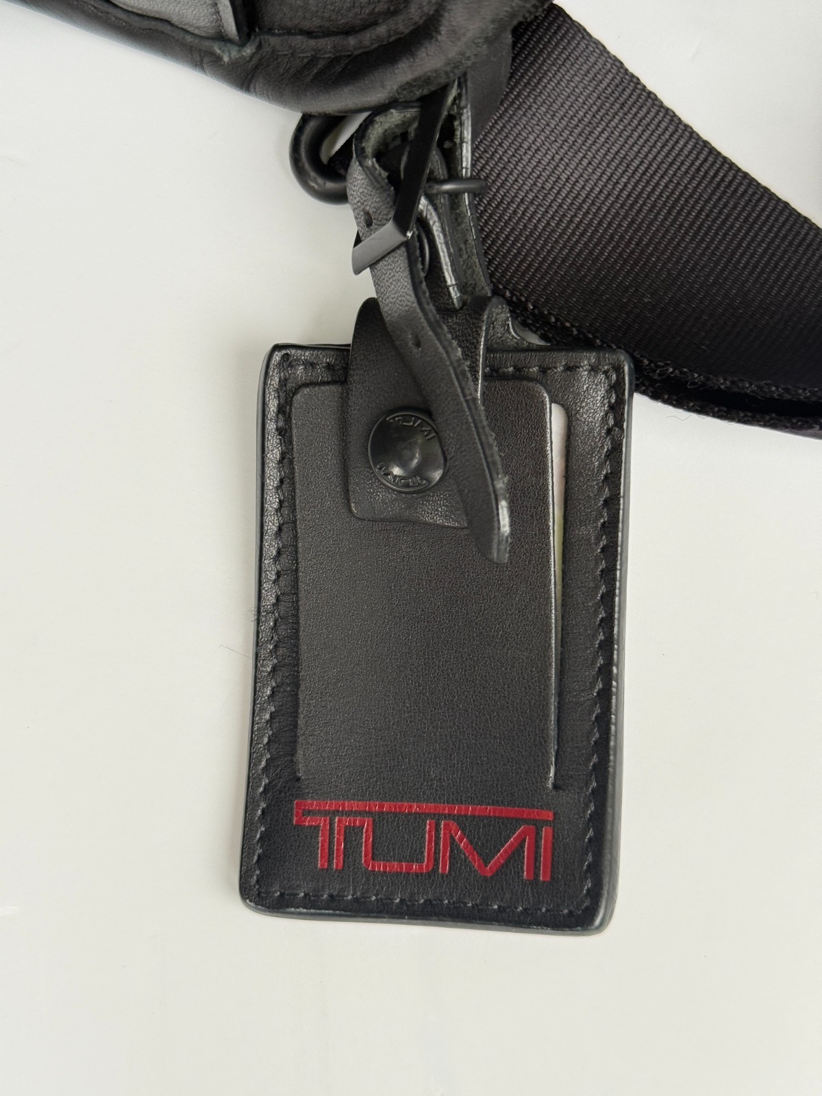 TUMI LEATHER LAPTOP BRIEFCASE – 96160DH – EXPANDABLE BLACK TRAVEL BAG w/DUST BAG