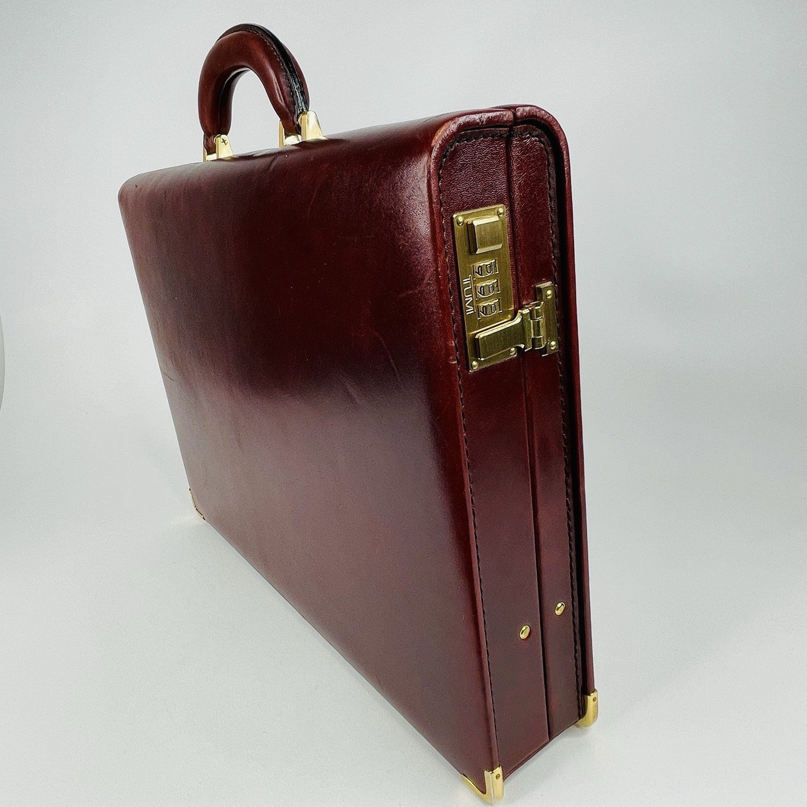 TUMI Burgundy Side Lock Attaché Leather Slim Hard Case Briefcase 2.75″, 1990s