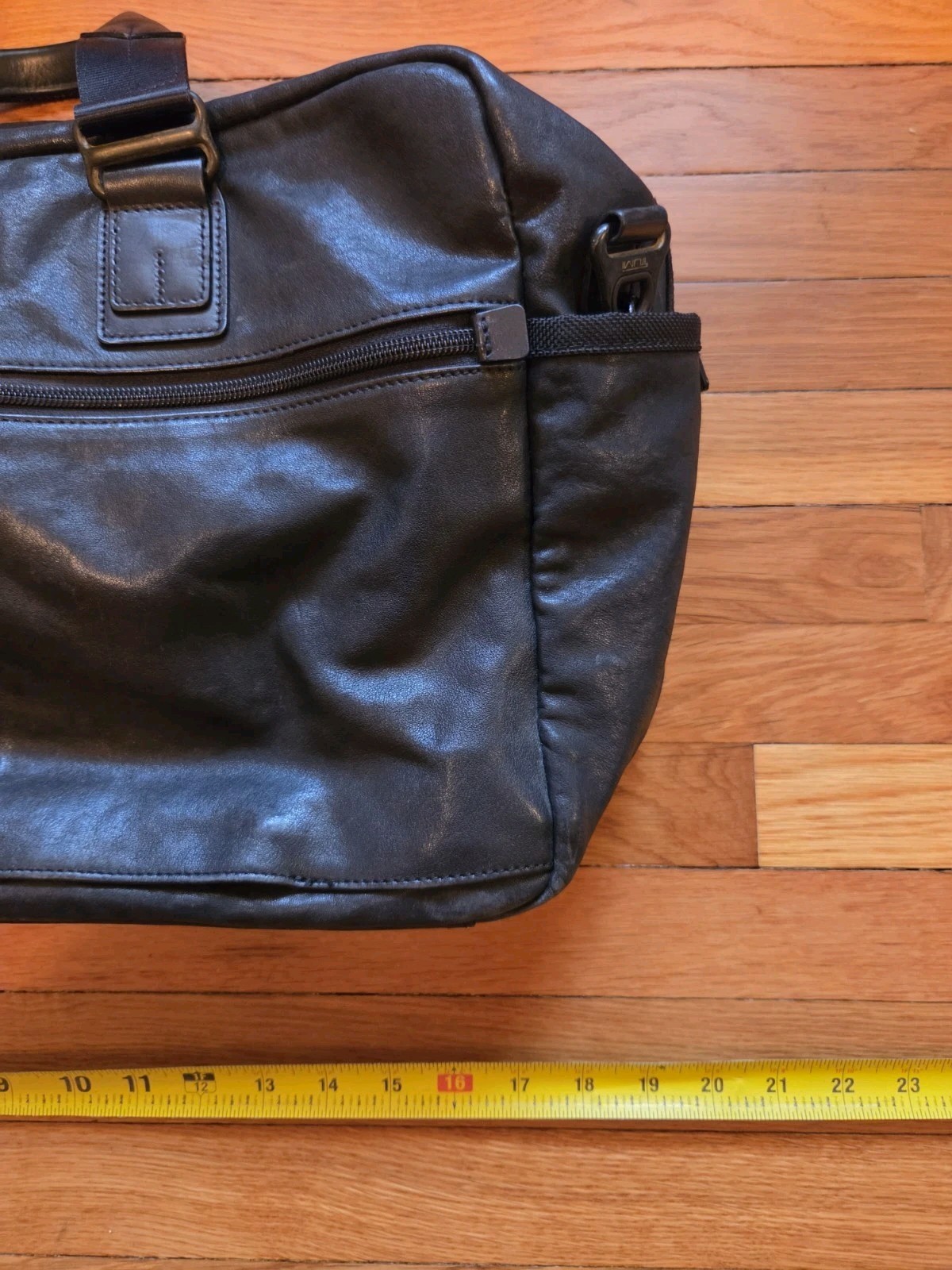TUMI Alpha Bravo 92340DH2 Black Leather Duffel Brief Bag w/ Strap Pre-owned