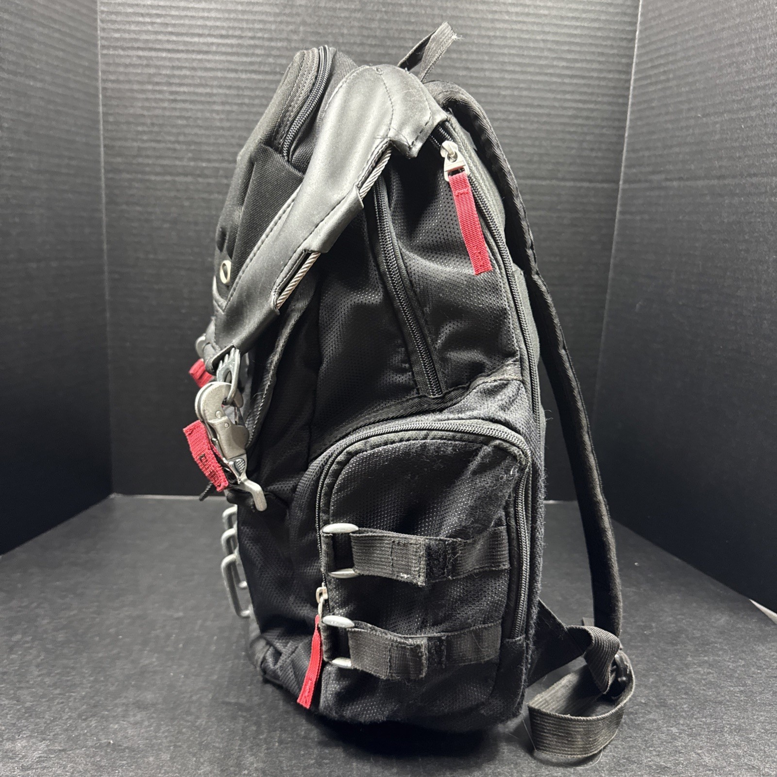 Oakley Kitchen Sink Tactical Field Gear Backpack Stealth Black Daypack, Used!