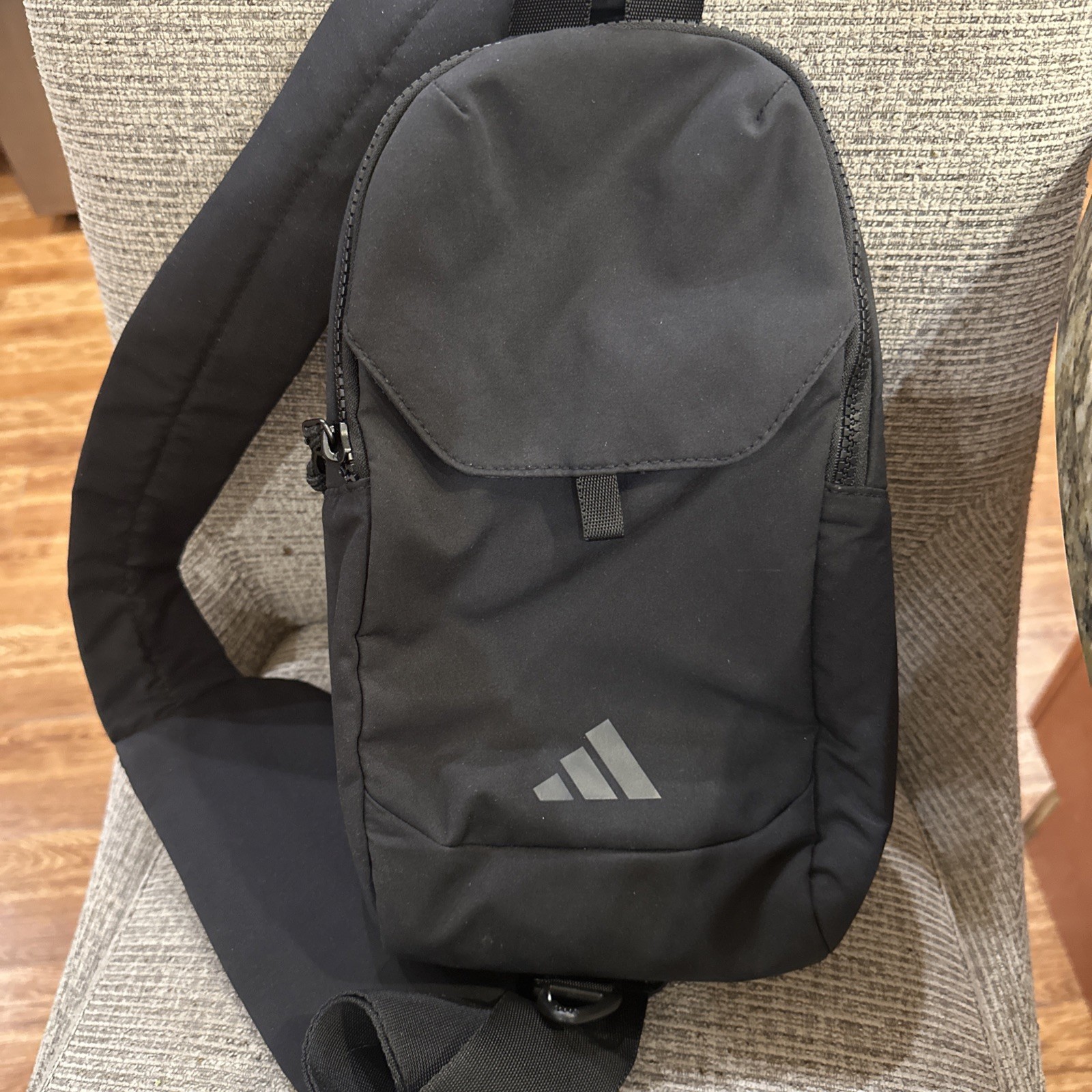Adidas UNISEX Essentials Sling Crossbody Black /wCell Phone Pocket NWOTFree Ship