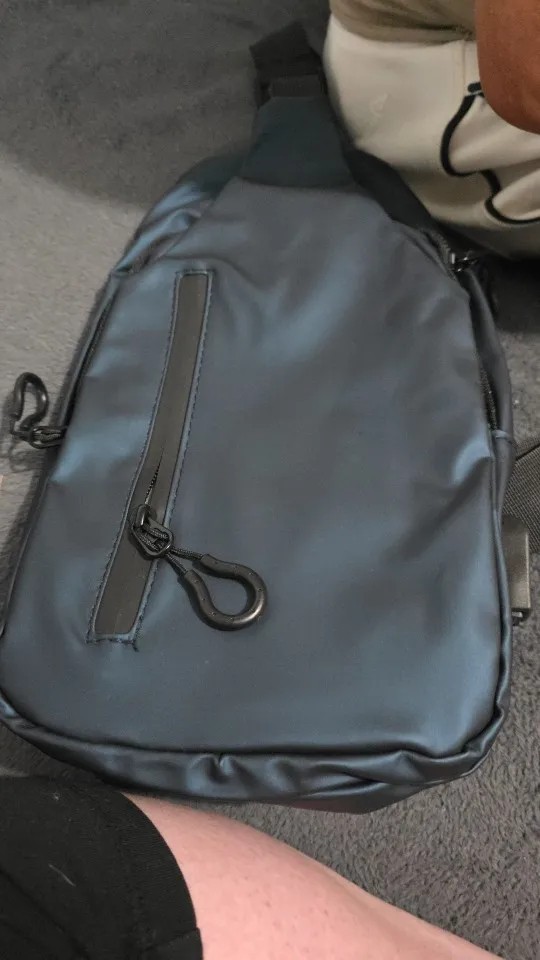 Men’s Chest Bag Solid Color Crossbody Shoulder Bag Outdoor Casual Fashion Trend