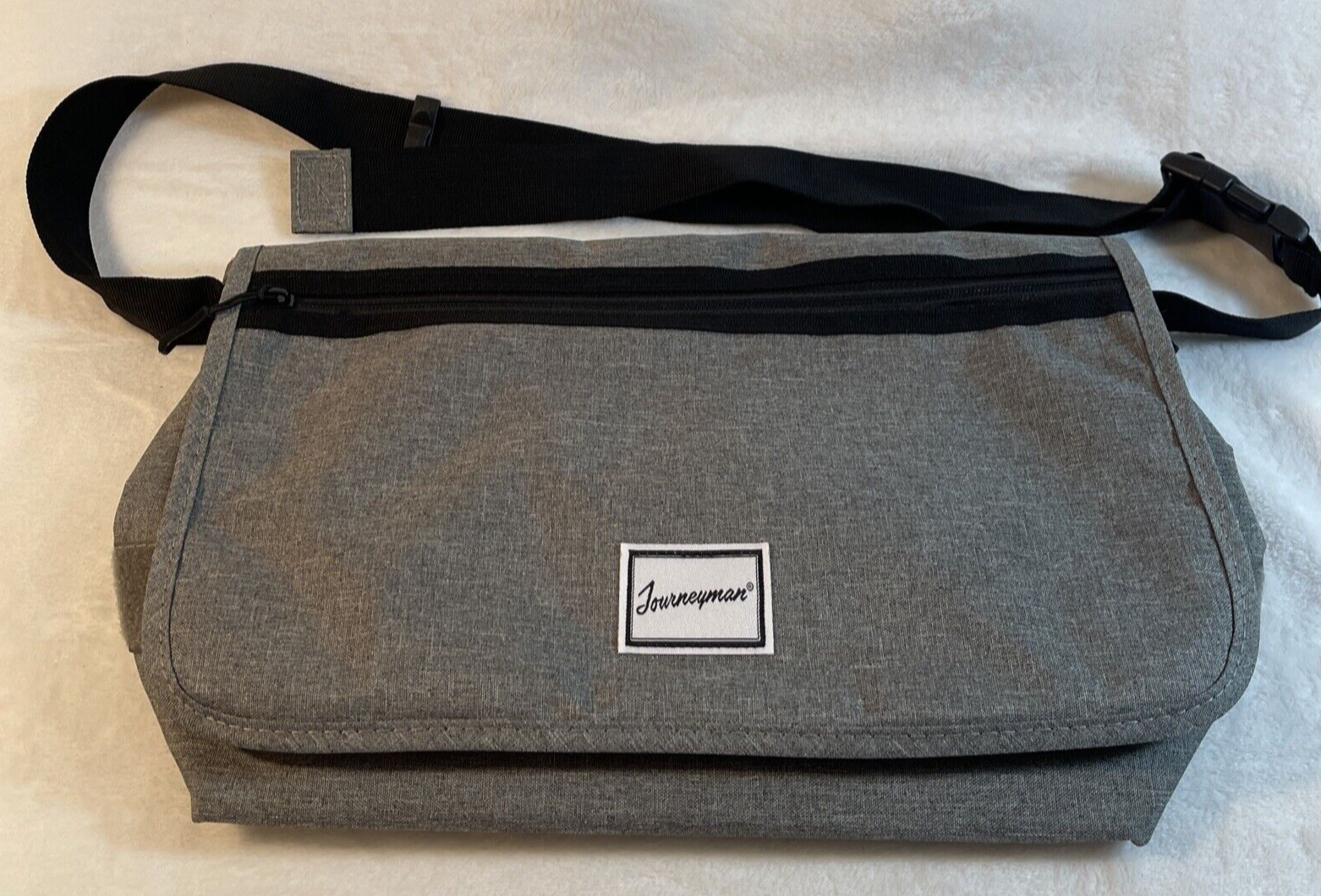 Journeyman Gray Messenger Bag NWT 14x8x6 Shoulder Crossbody Flap Zip Pockets