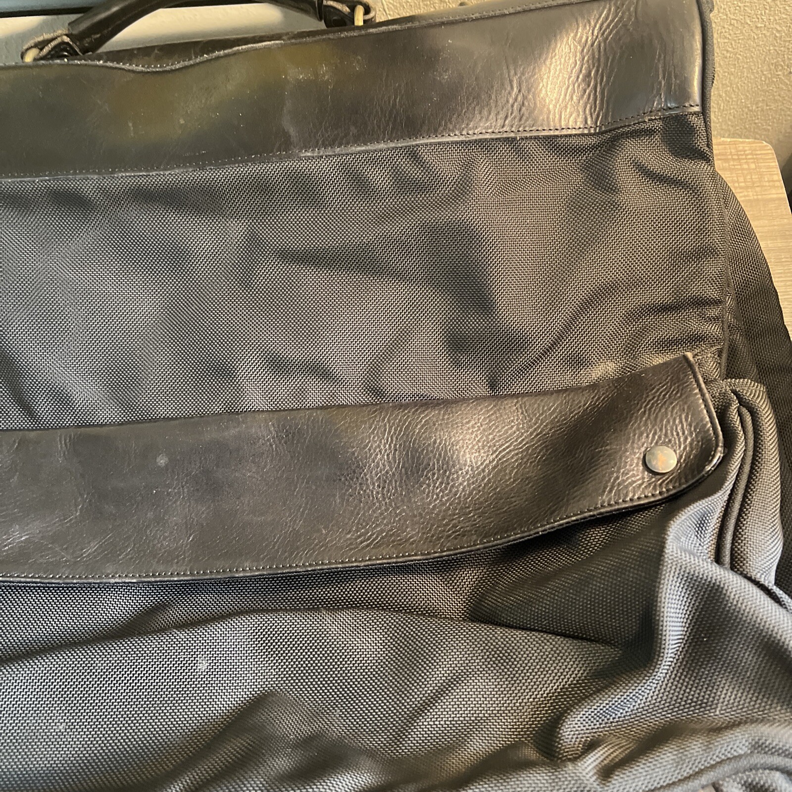 Glaser Designs San Francisco Leather Briefcase Laptop Bag Carry On Luggage