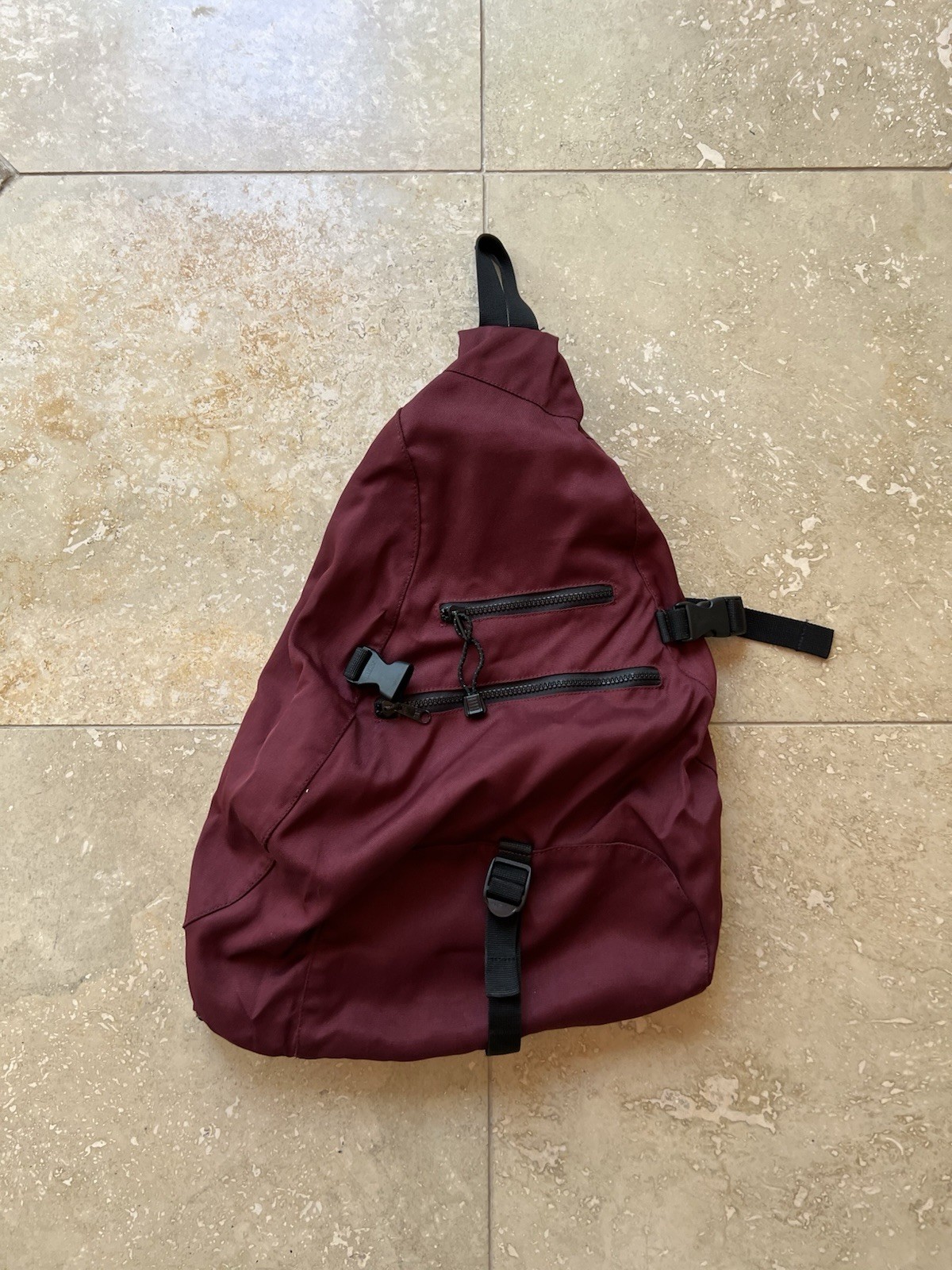 VTG GAP Sling Crossbody Maroon Red Shoulder Bag Y2K