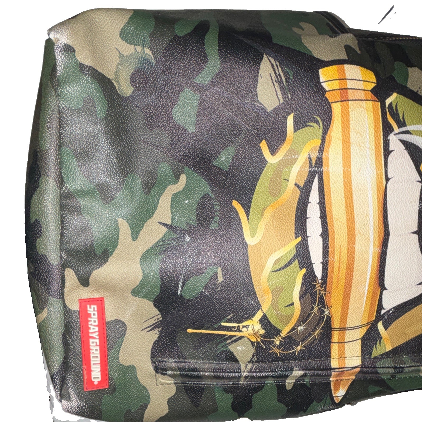 Sprayground Camo Lips Graphic Backpack Green Black Beige Zip Unisex Adult