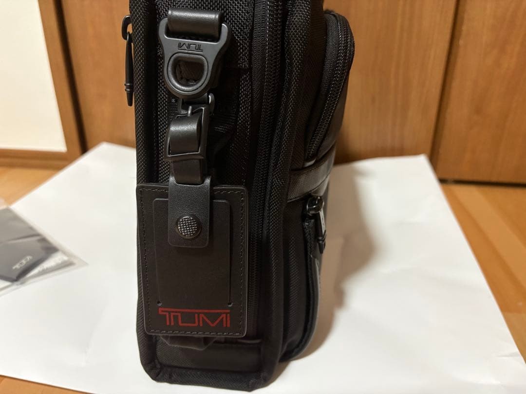 unused TUMI ALPHA3 slim 3WAY brief black