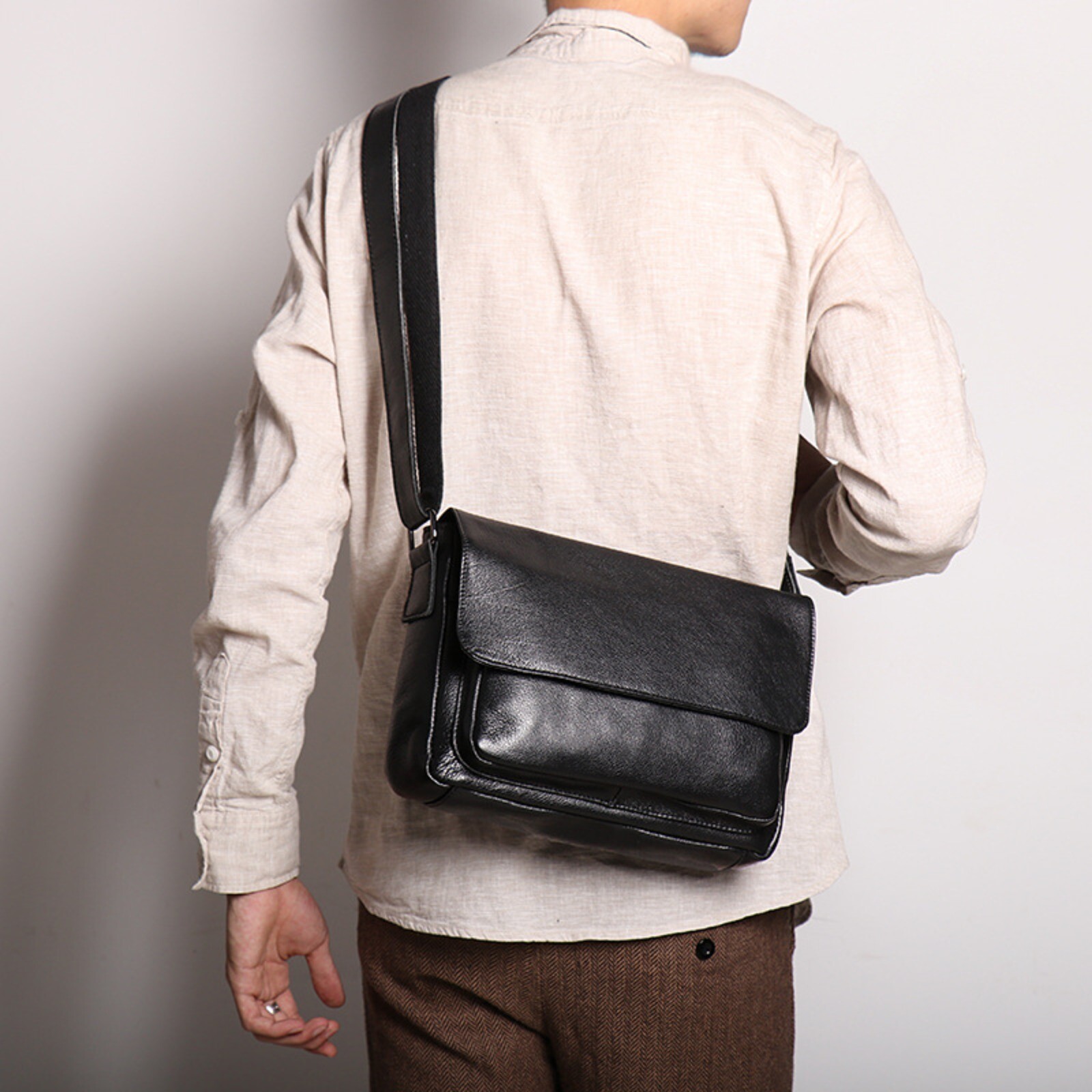 Men Leather Crossbody Messenger Bag Shoulder Satchel for Work Travel Casual