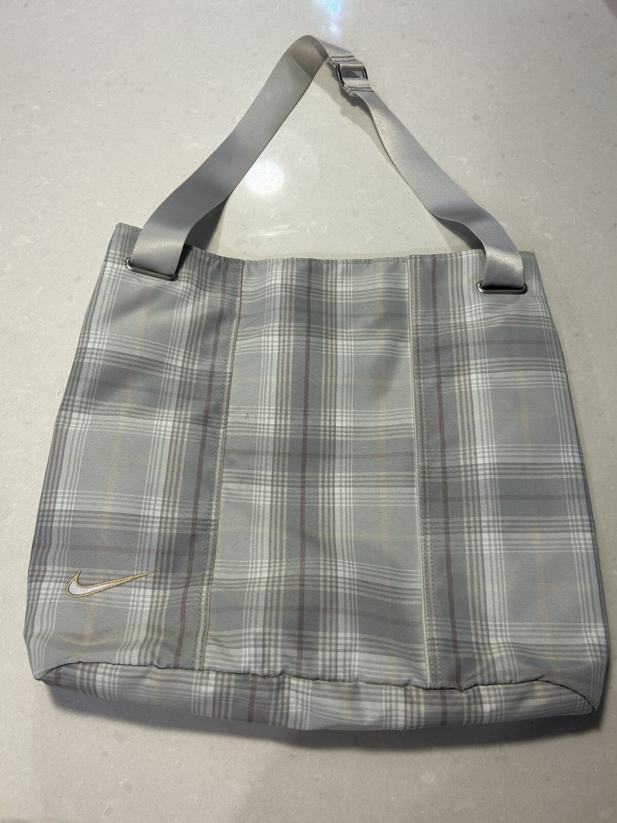 Nike Golf Women’s Brassie Bucket Tote Bag Computer Sleeve Overnight Gray Plaid