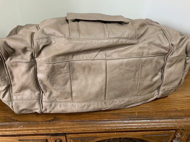 22″ X 10″ X 11″ Taupe Leather Duffle Carry-On Bag-Carroll Leather Goods-Vintage