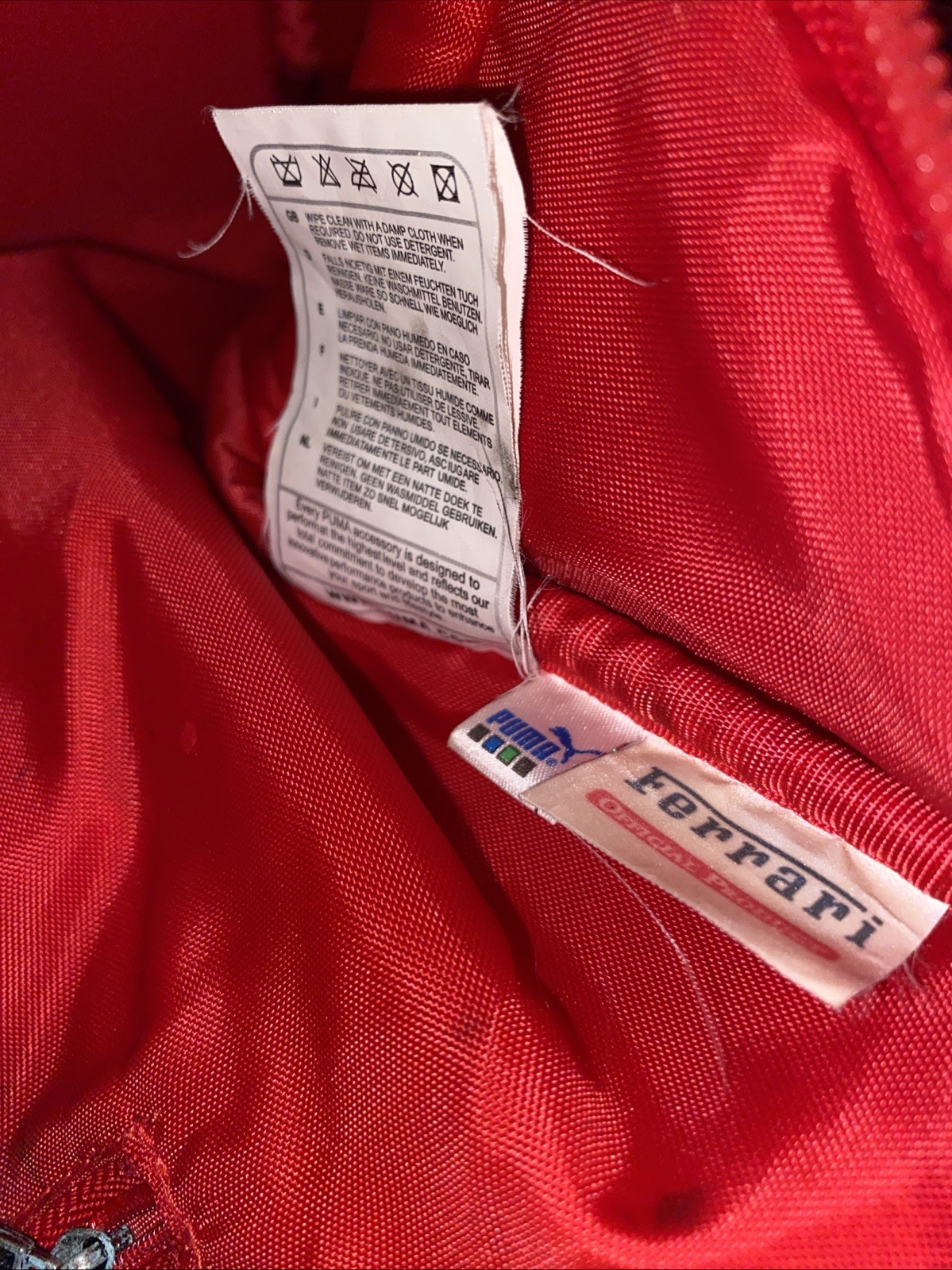 Authentic PUMA x Scuderia Ferrari Duffle Gym Travel Beach Racing Bag Car