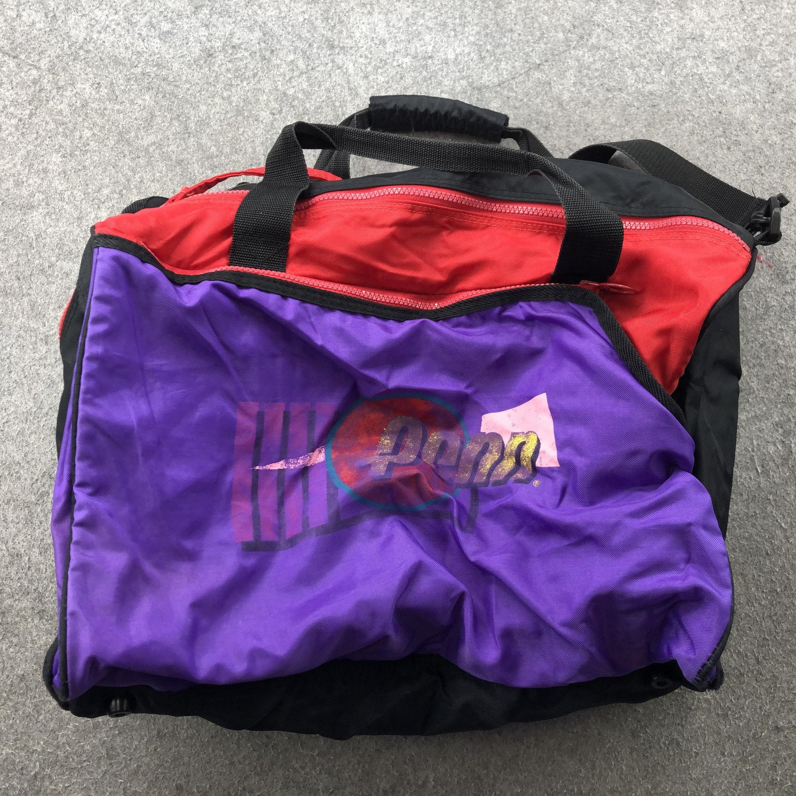 Vintage PENN Sports Duffle Gym Bag Purple Red Black 90s Logo Retro Travel Carry