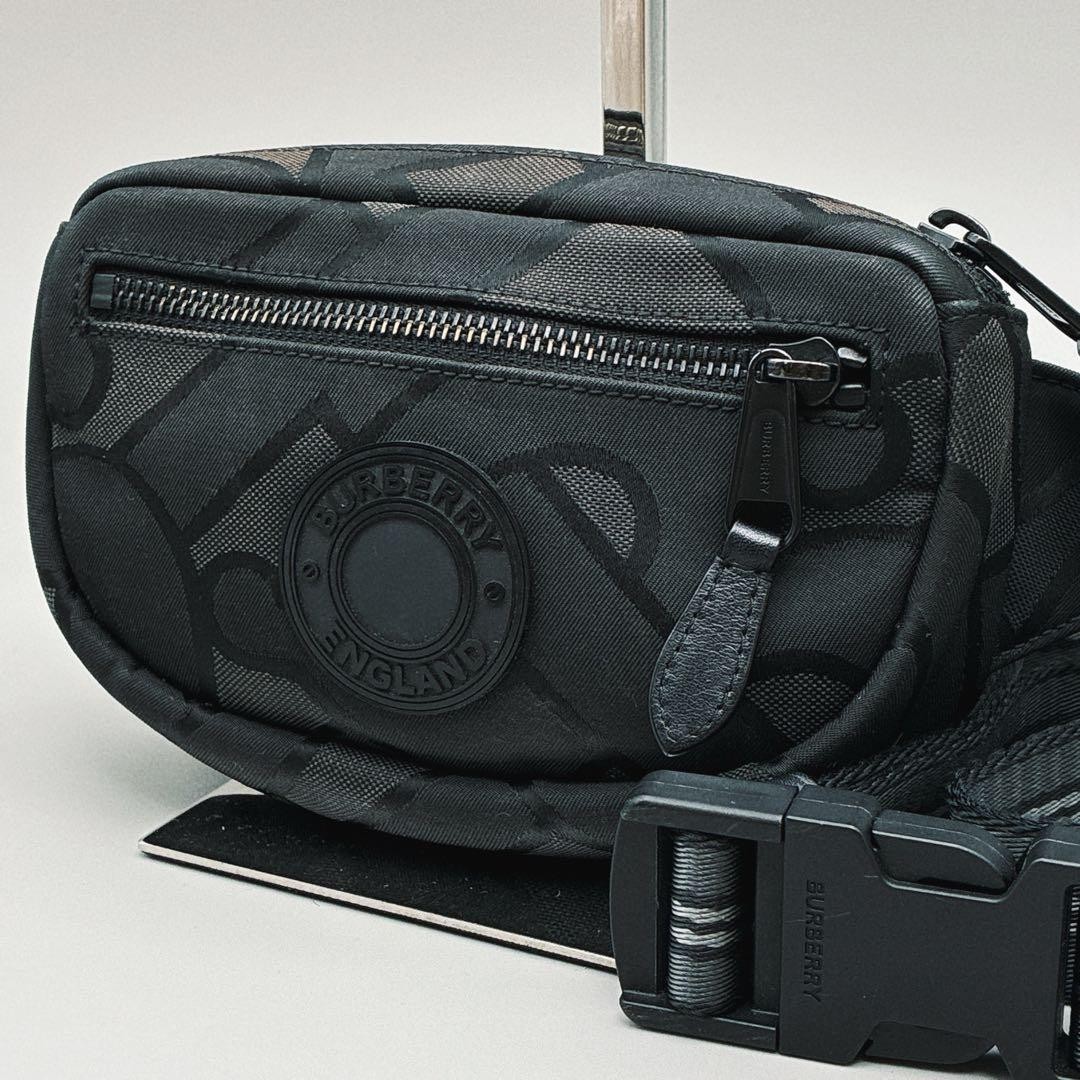 Burberry Bumbag Circle Logo Monogram Body Bag Black Width 18cm Height 13cm