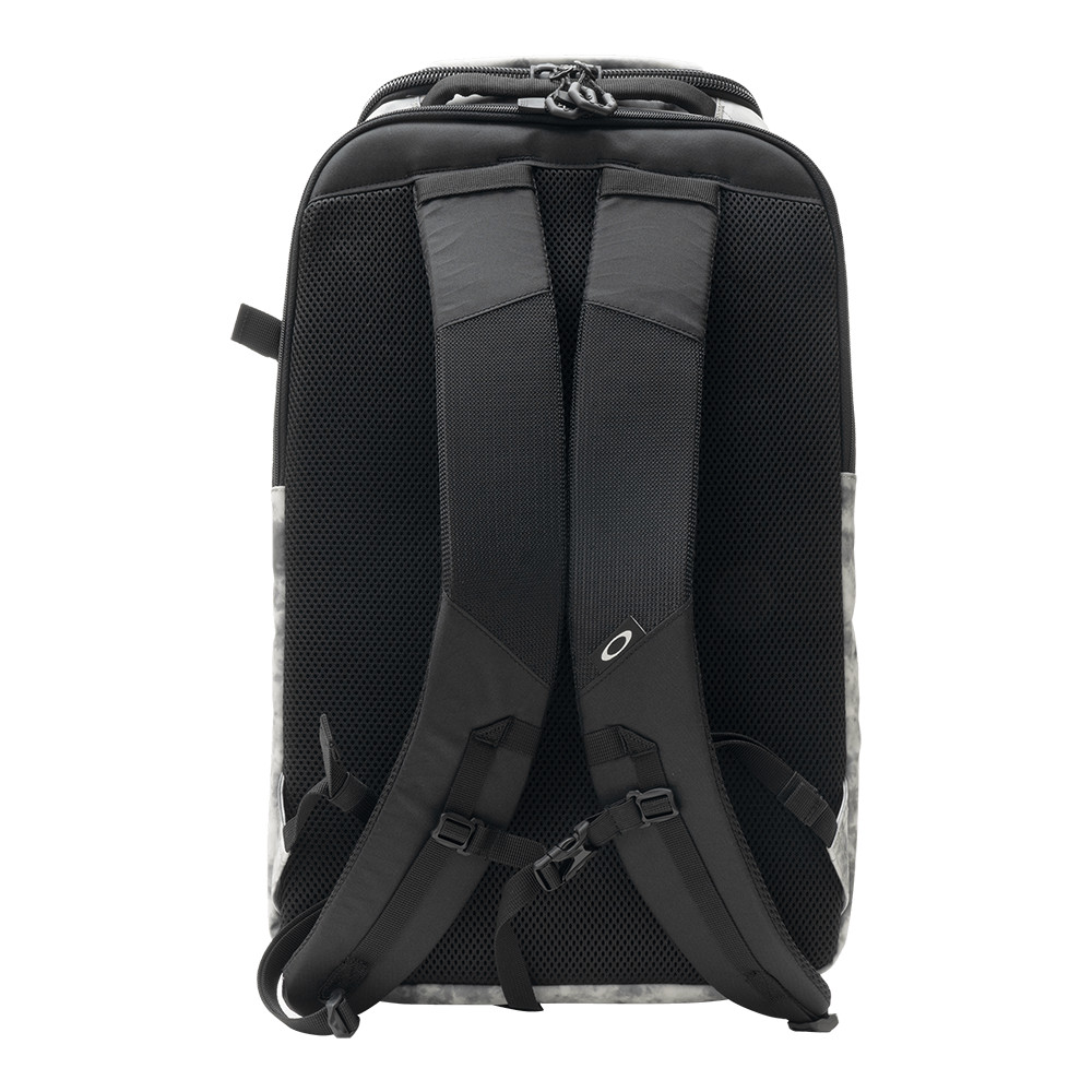 Oakley Enhance Buckle 8.0 Backpack Unisex Sports Bag Casual NWT FOS90182610K