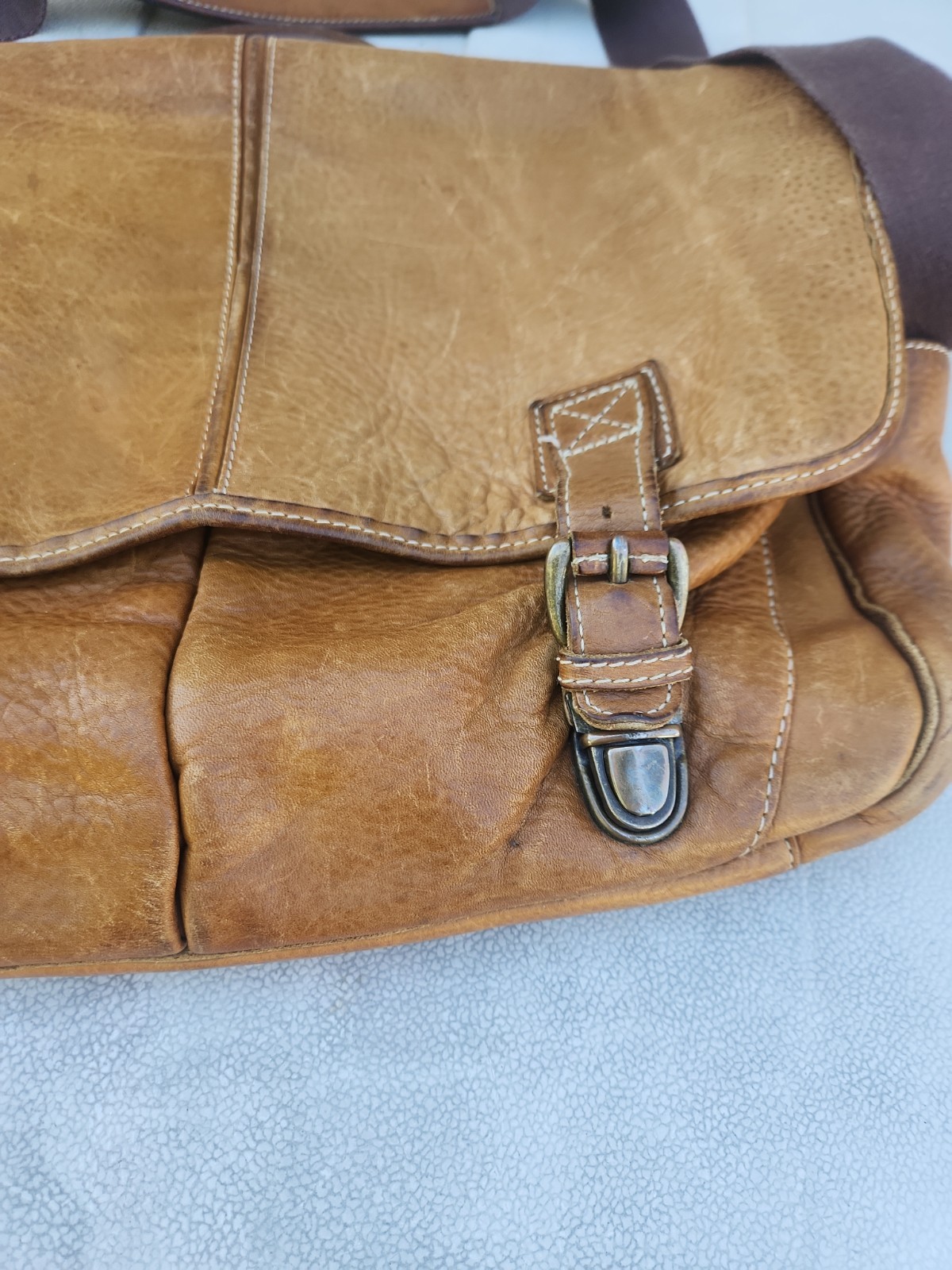Vtg LL Bean Leather Laptop Messenger Briefcase Tan Bag Expandable Distressed