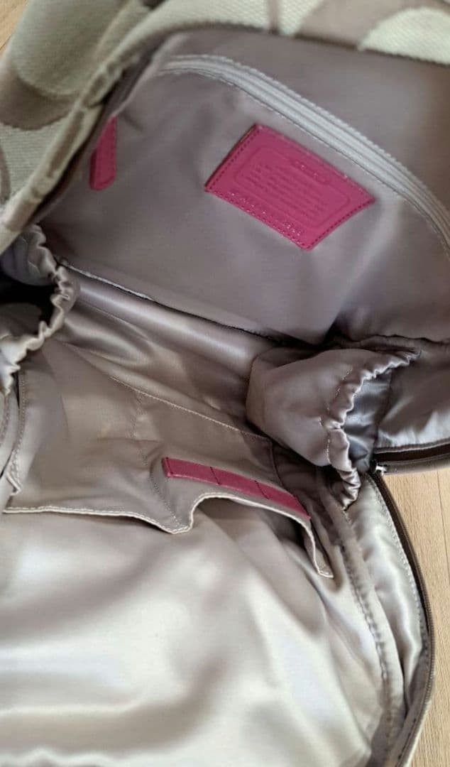 Coach Rucks Heart Bag