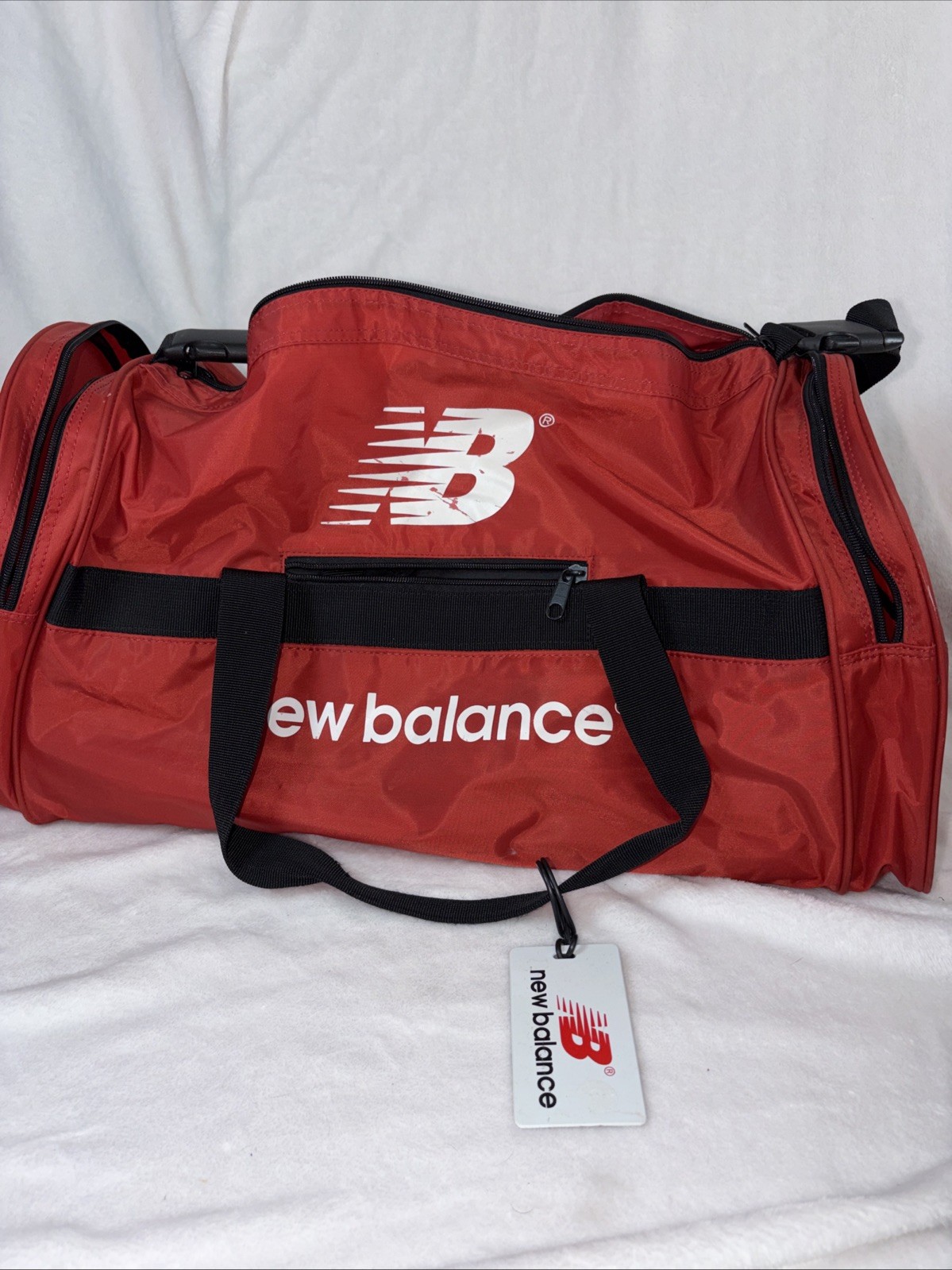 New Balance Duffel Bag Red Equipment Storage Zipper Compartments Handles/Shoulde