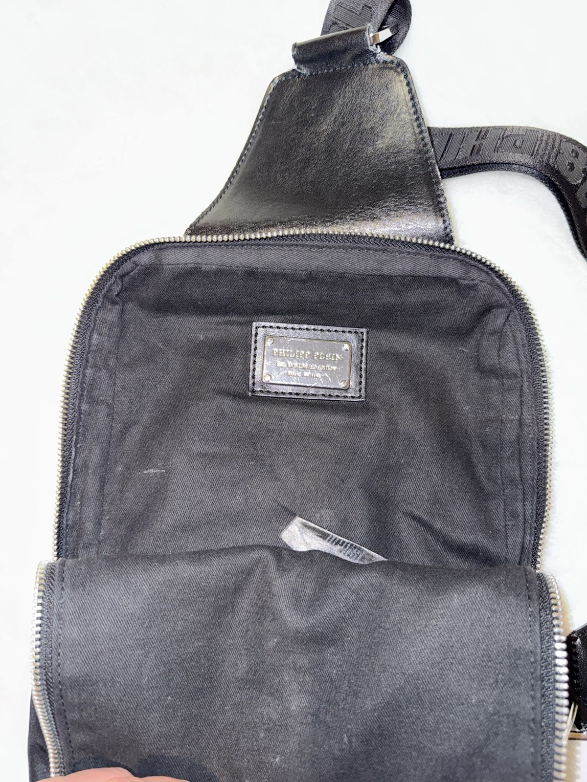 Philipp Plein Hexagon logo plaque shoulder bag READ DESCRIPTION SEE ALL PHOTOS