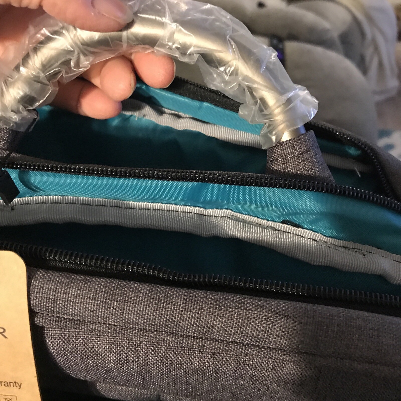 NEW KROSER Laptop Backpack Large Fits up to 15 Inch Laptop Grey USB Cord mp