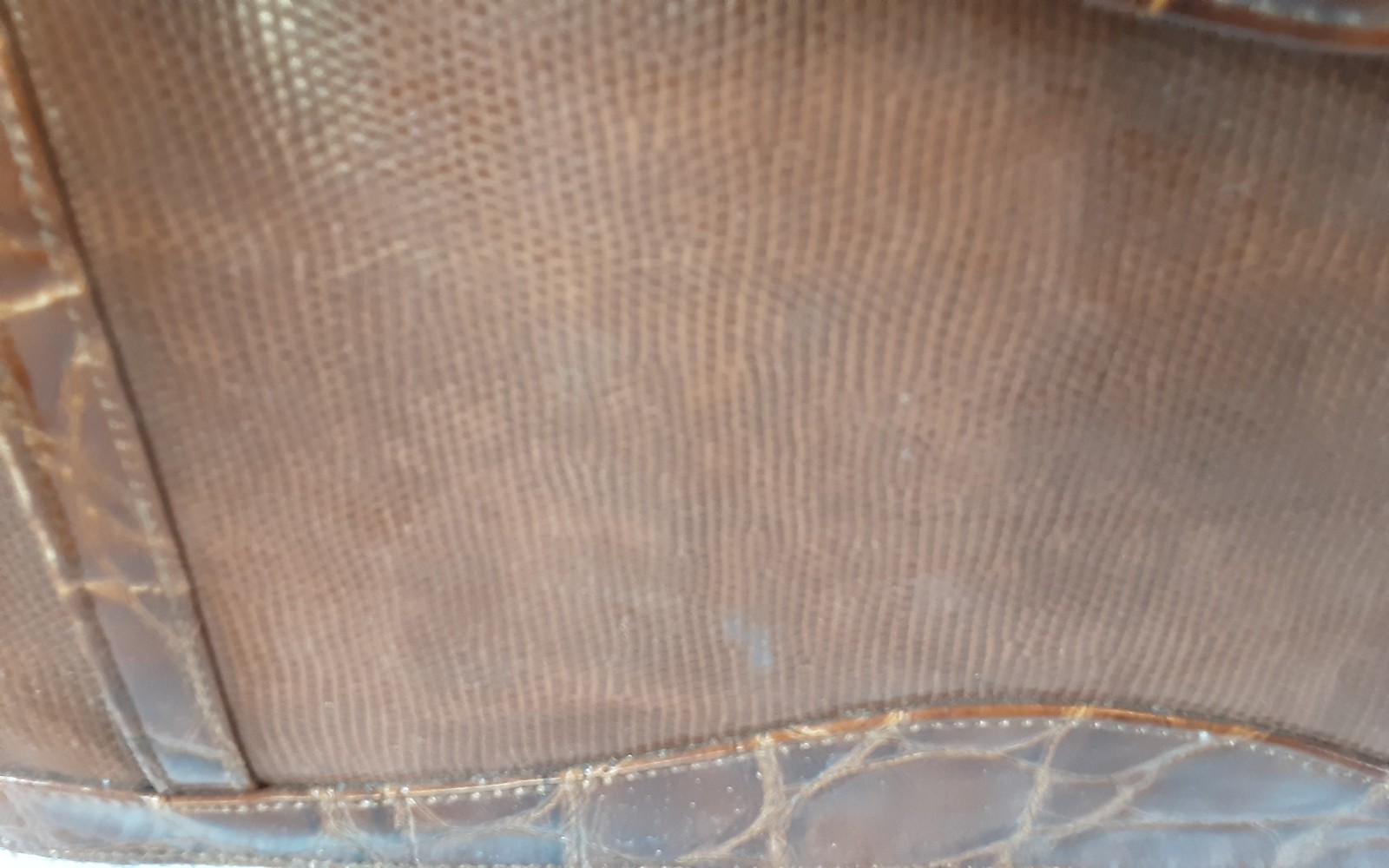 Preowned unisex Jackson Briefcase Brown Faux snake skin 16inX11.5in. China