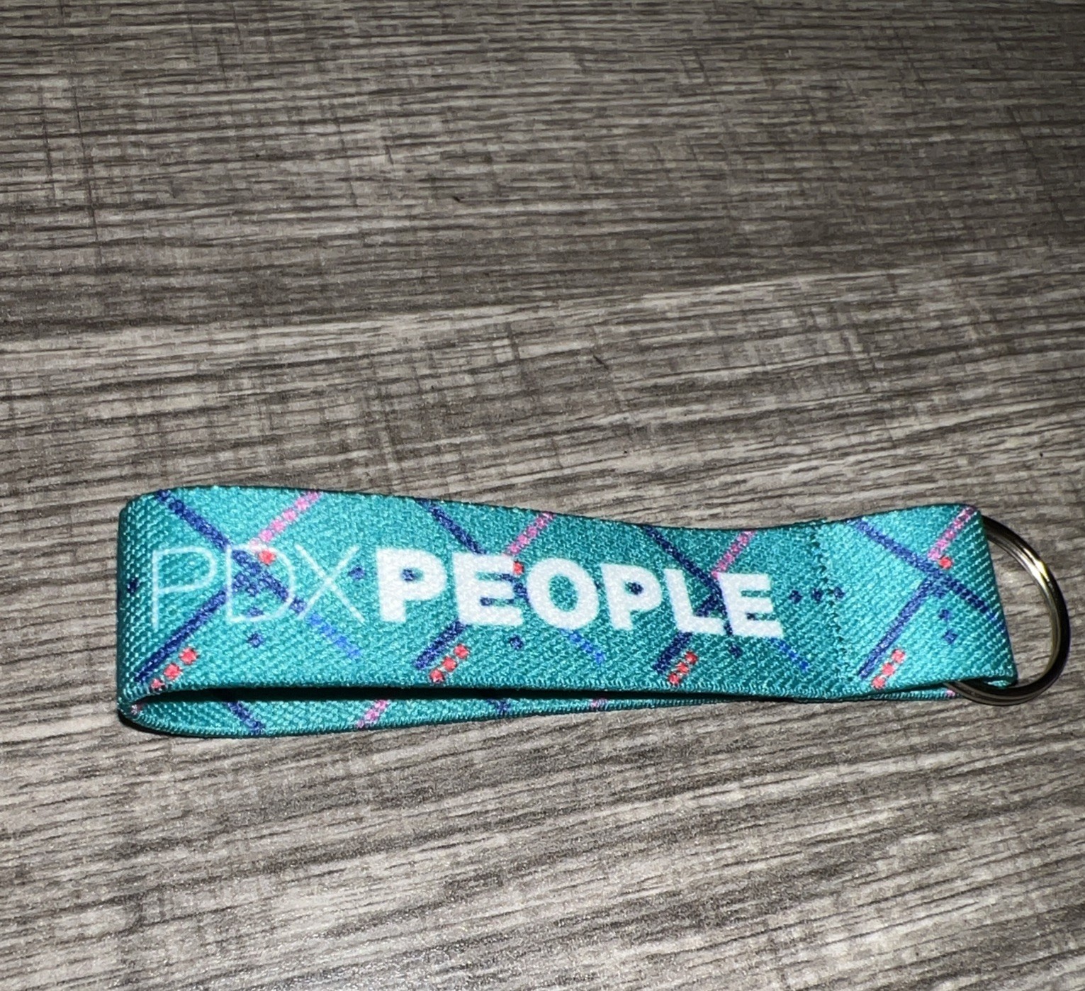 PDX PEOPLE PORTLAND OREGON AIRPORT CARPET Wrist Key Chain Employee Swag Key Ring