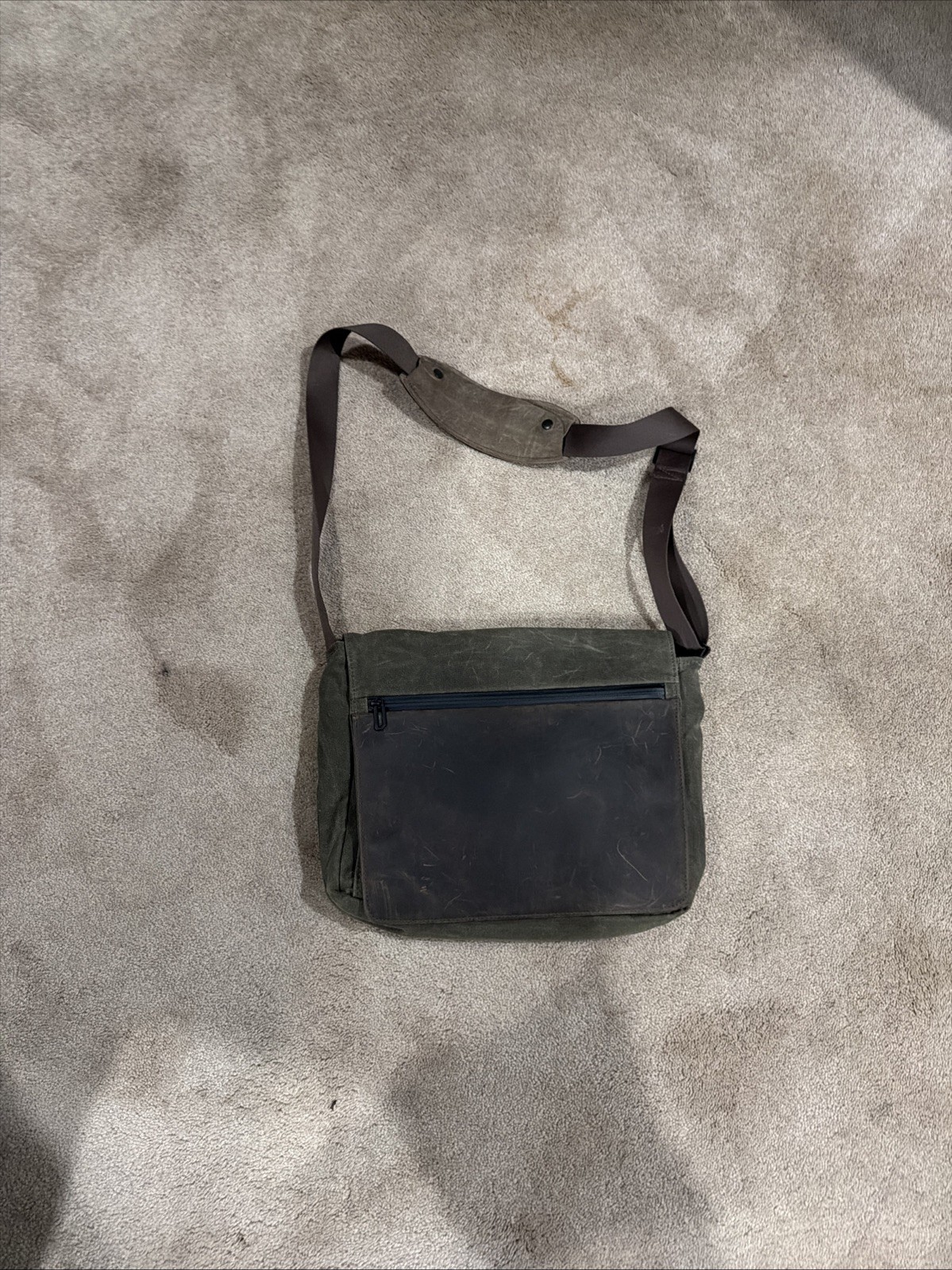 Waterfield Design Shinjuku Messenger Bag (16” Chocolate Leather)