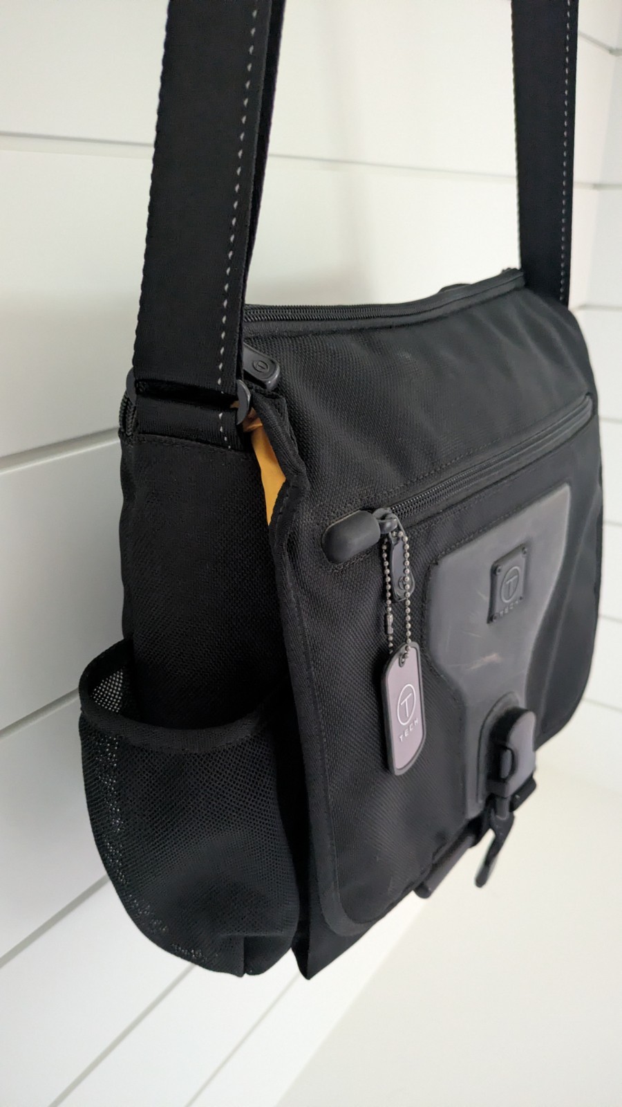 TUMI T-Tech Messenger Backpack Laptop Computer Bag 57035D Padded Strap