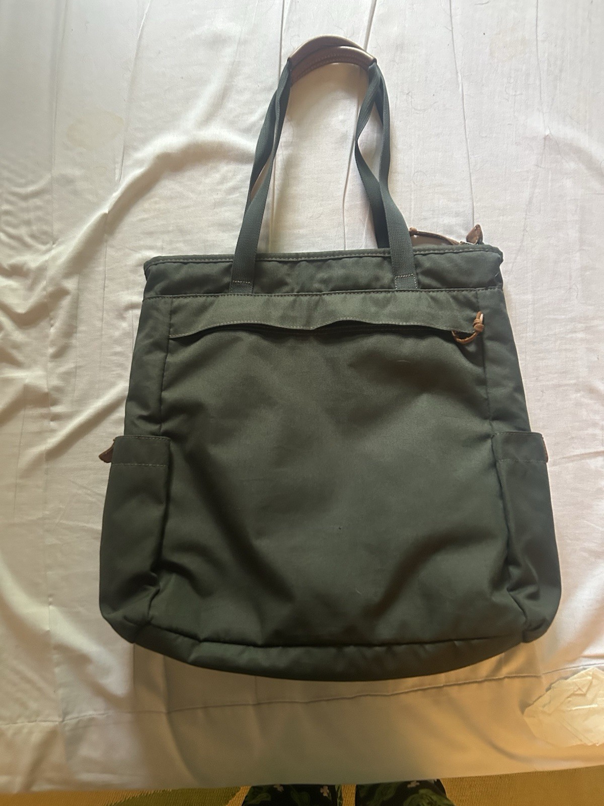 Eddie Bauer Green Convertible Tote Backpack, Zipper Closure, Pockets, Straps