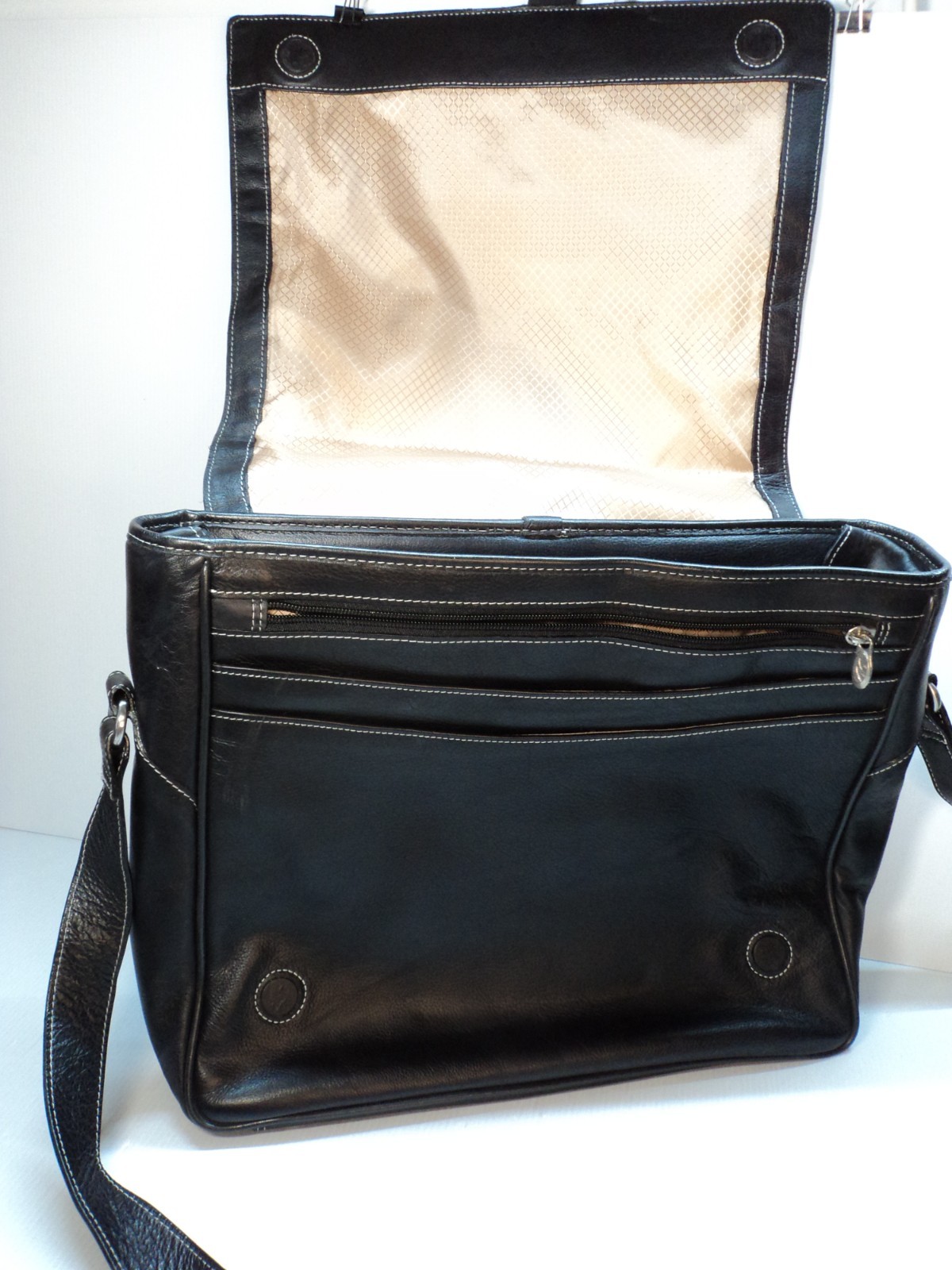 McKlein 13.3″ Leather Laptop Tablet Messenger Bag, Black w/Magnetic Flap Closure