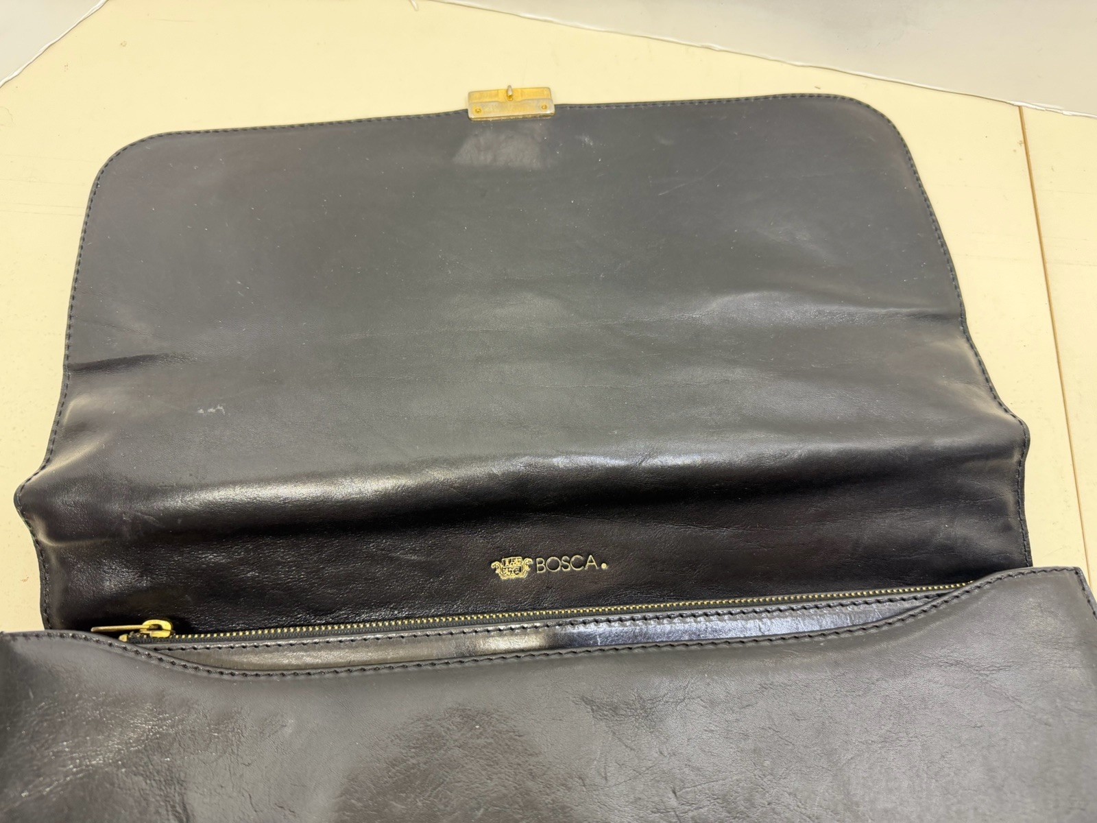 Vintage Bosca Old Leather Briefcase Flap over 3 Gusset Shoulder Bag With Key (Rv