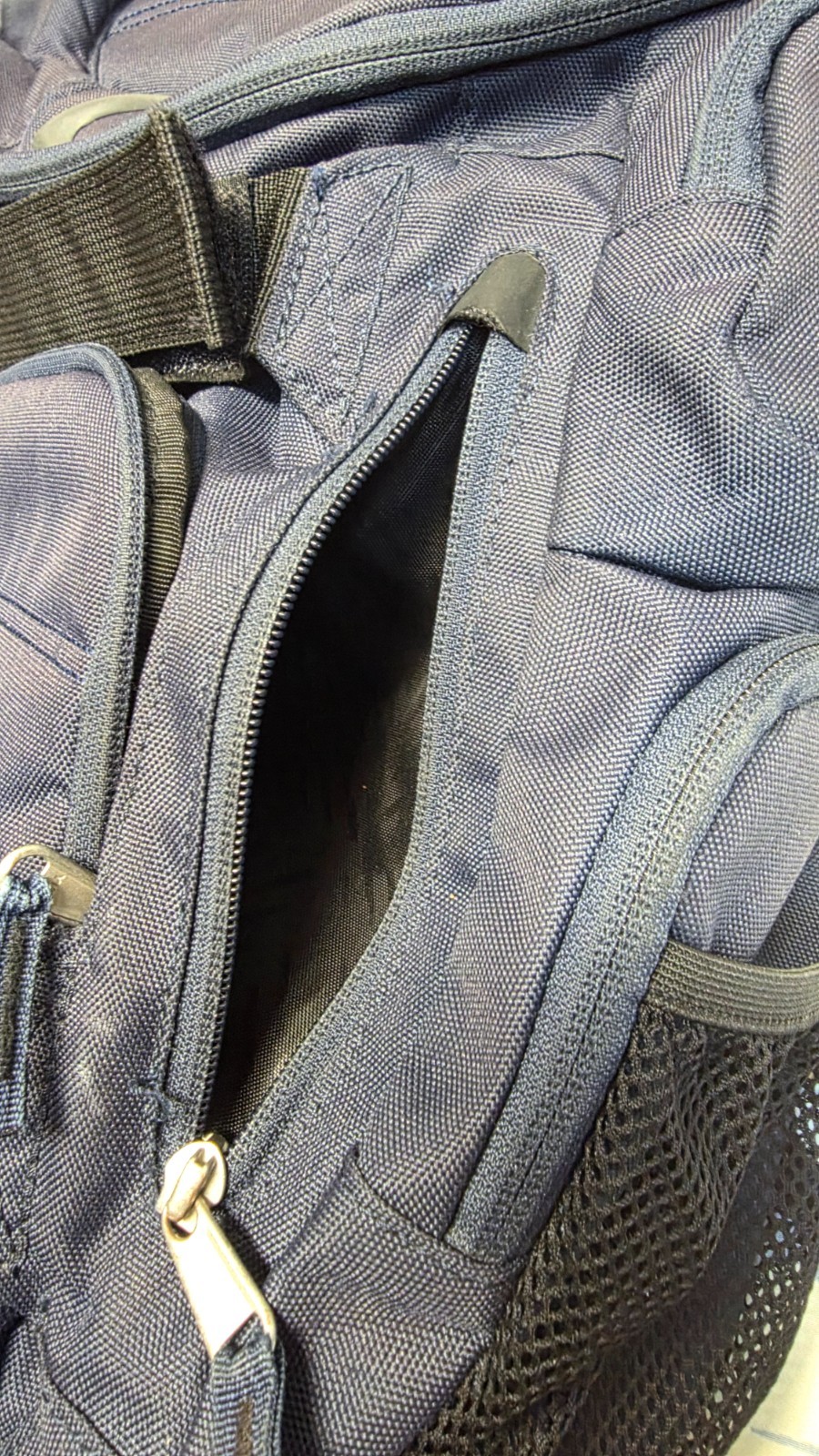 OAKLEY Enduro 2.0 30L Backpack Fast Straps Laptop School Tactical Outdoors Navy