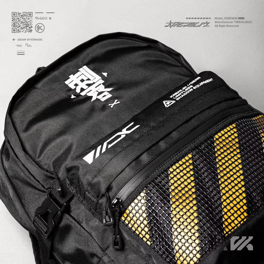 Kremlin Naito Tech Gear Black Backpack Carrier Futuristic Fullzip Crossbody