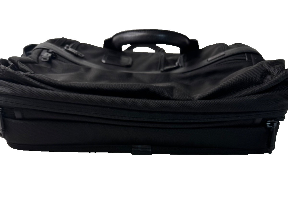 TUMI T-Pass Briefcase Expandable Laptop Document Black Bag No strap EUC