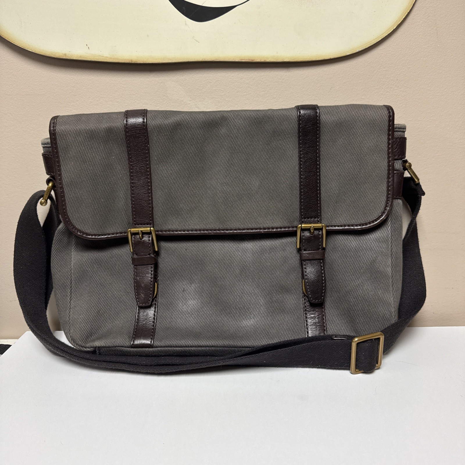 Vintage Fossil Gray Canvas Messenger Laptop Commuter Bag Leather