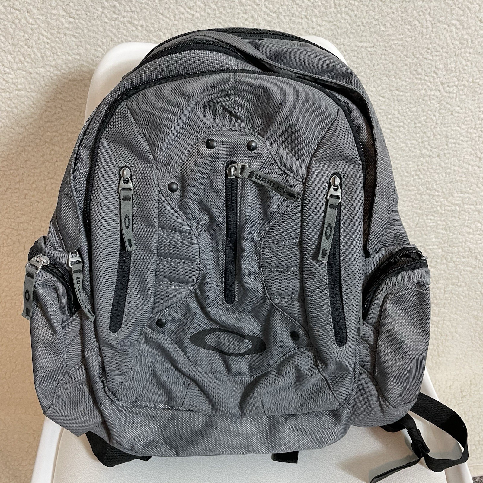 Vintage Oakley Flak Pack 2.0 Laptop Backpack Y2K Grey Black Padded Tactical