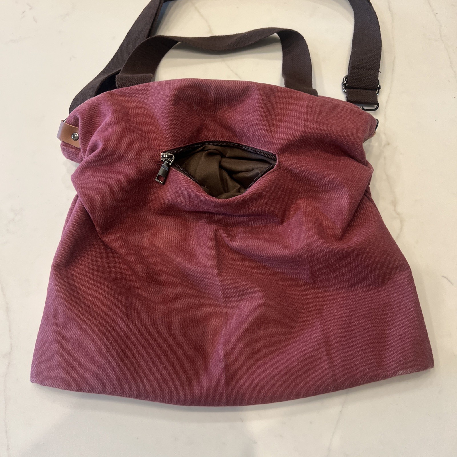 MYHOZEE Maroon Tote Bag Zip Adjustable Shoulder Strap Inner Pockets Men Casual