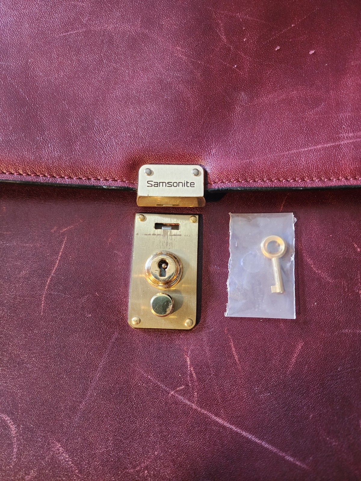 Vintage Samsonite/Veloce’ briefcase
