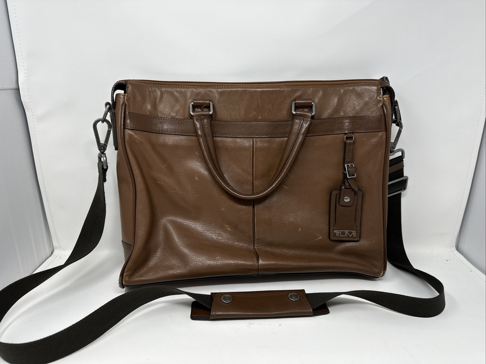 TUMI Easton Slim Top Zip Brief Briefcase Leather Brown 69717UMO