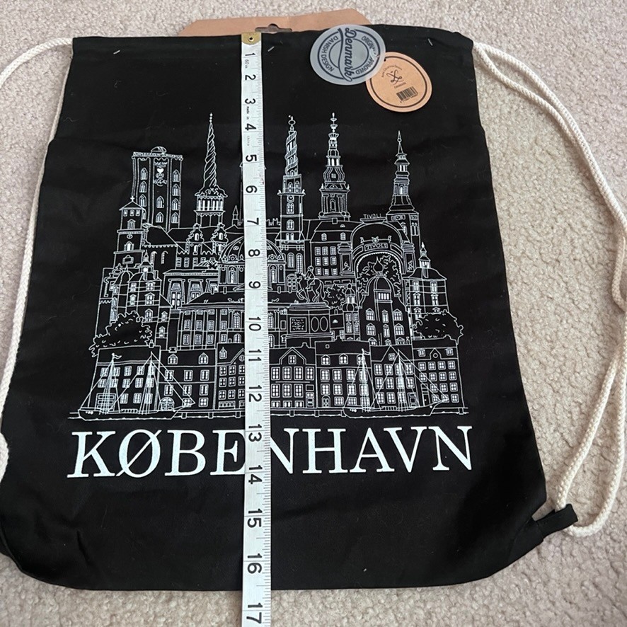 Royal Collection Danmark Kobenhavn Copenhagen Skyline Drawstring Backpack NWT