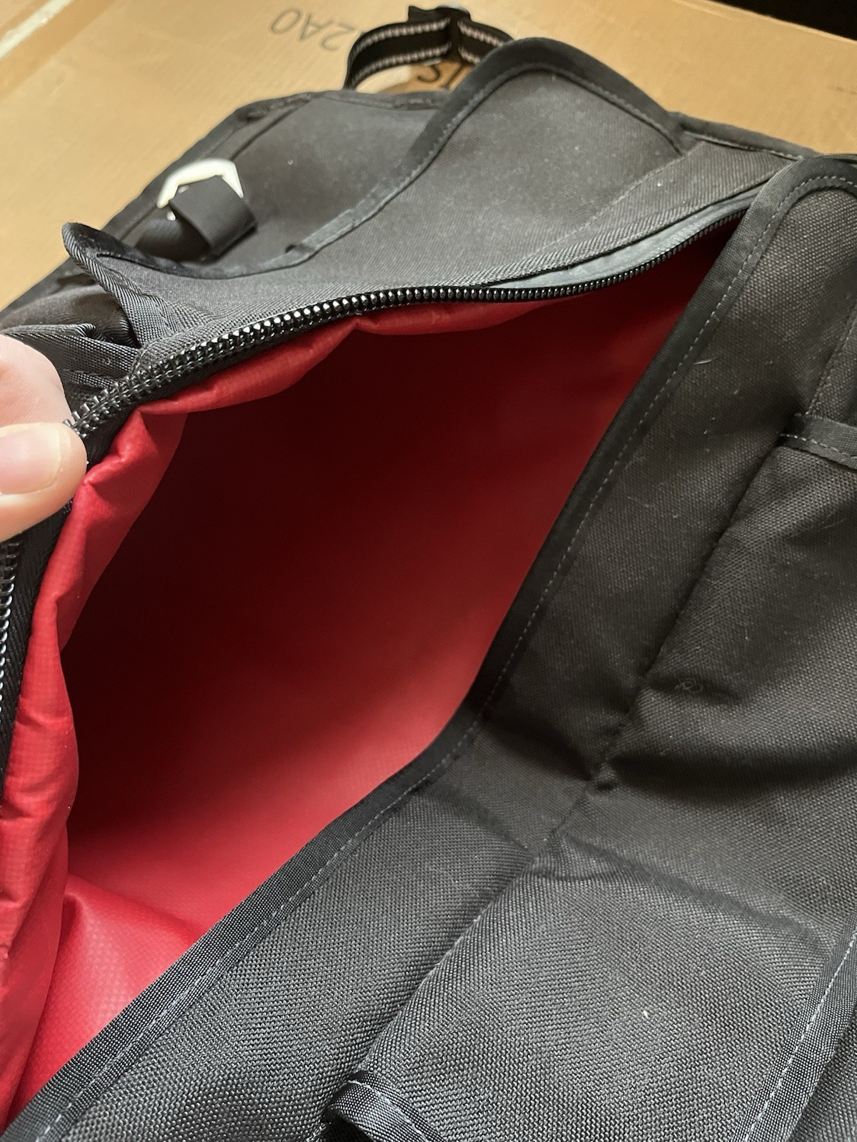 Chrome Industries Lieutenant Black Roll Top Messenger Bag USA Made