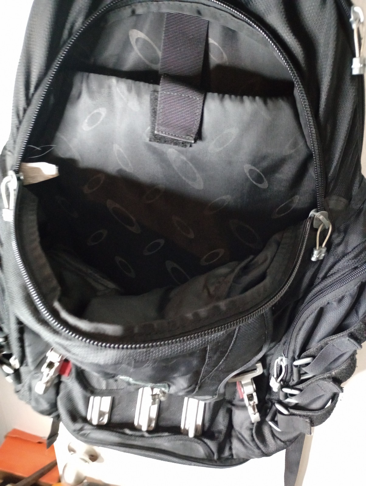 Oakley Kitchen Sink Backpack Stealth Black Tactical Field Gear Pack Bug Out Bag
