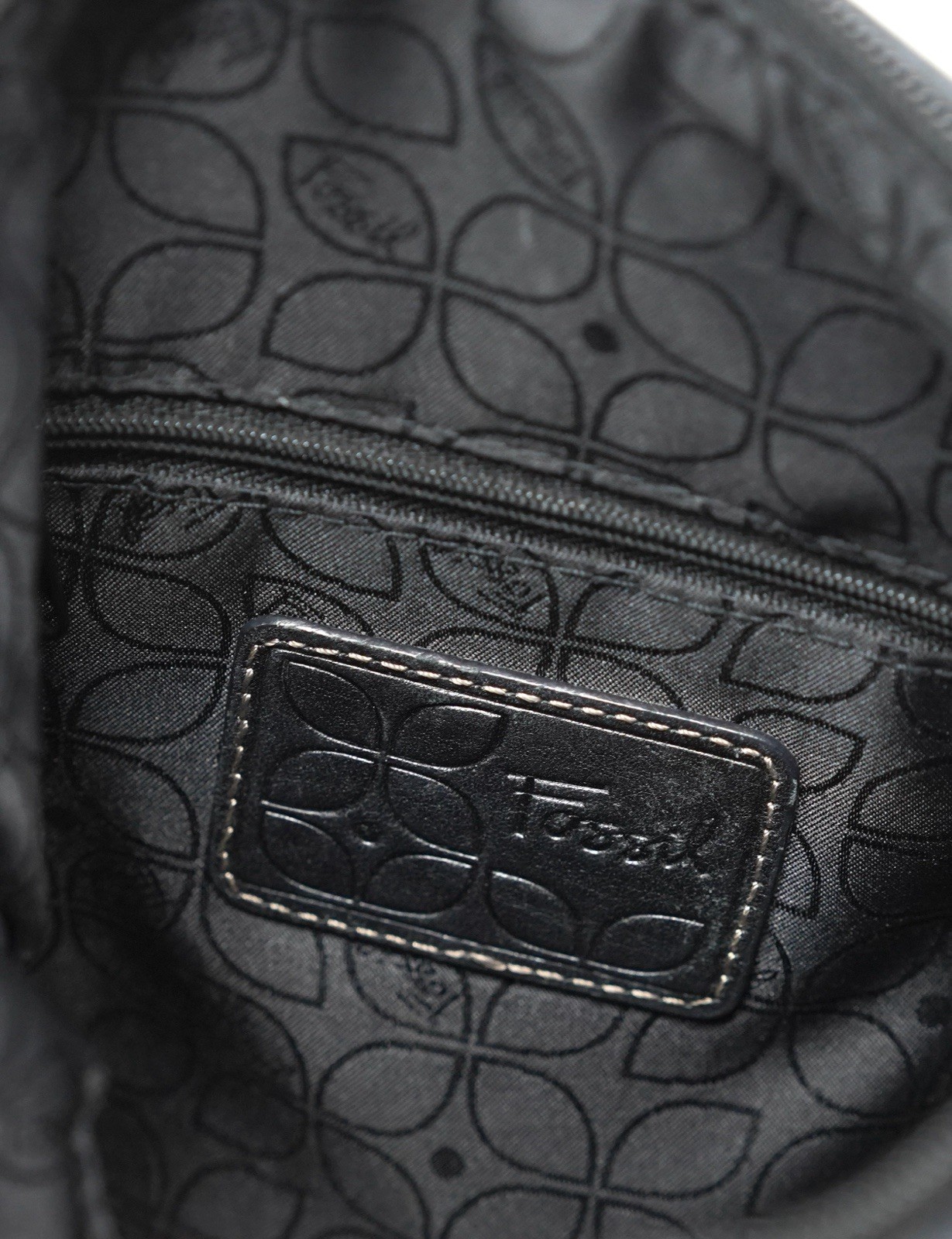 Fossil Black Genuine Pebbled Leather Crossbody Organizer Messenger Bag Purse